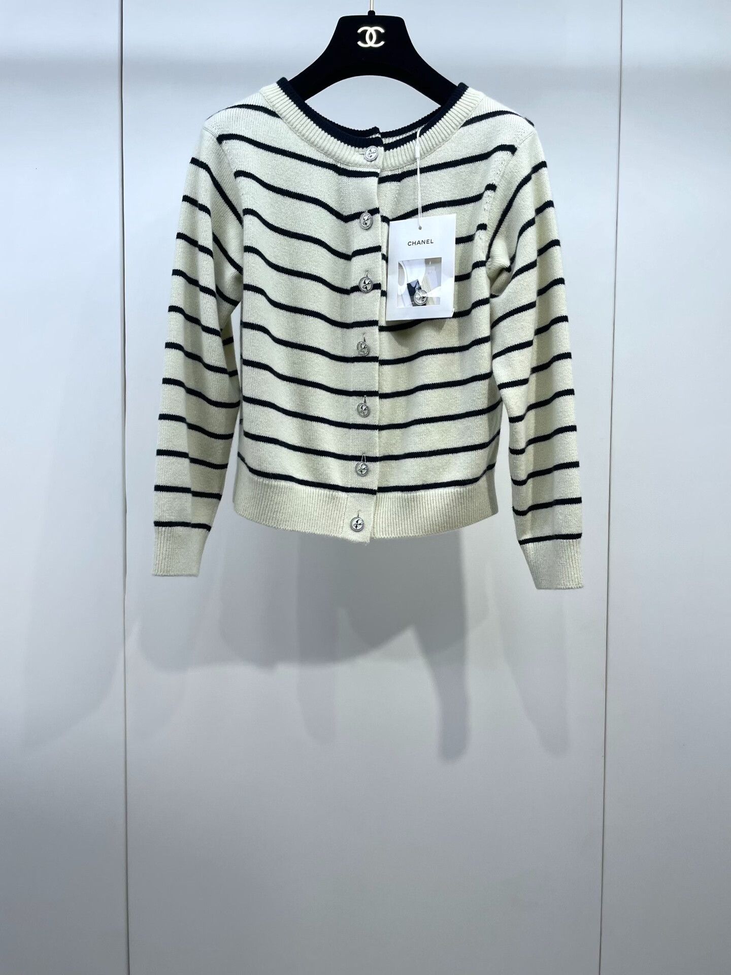 Chanel Chanel 25S Stripe Front-Back Button Cardigan Size XXS / US 00 / IT 34 - 1 Thumbnail
