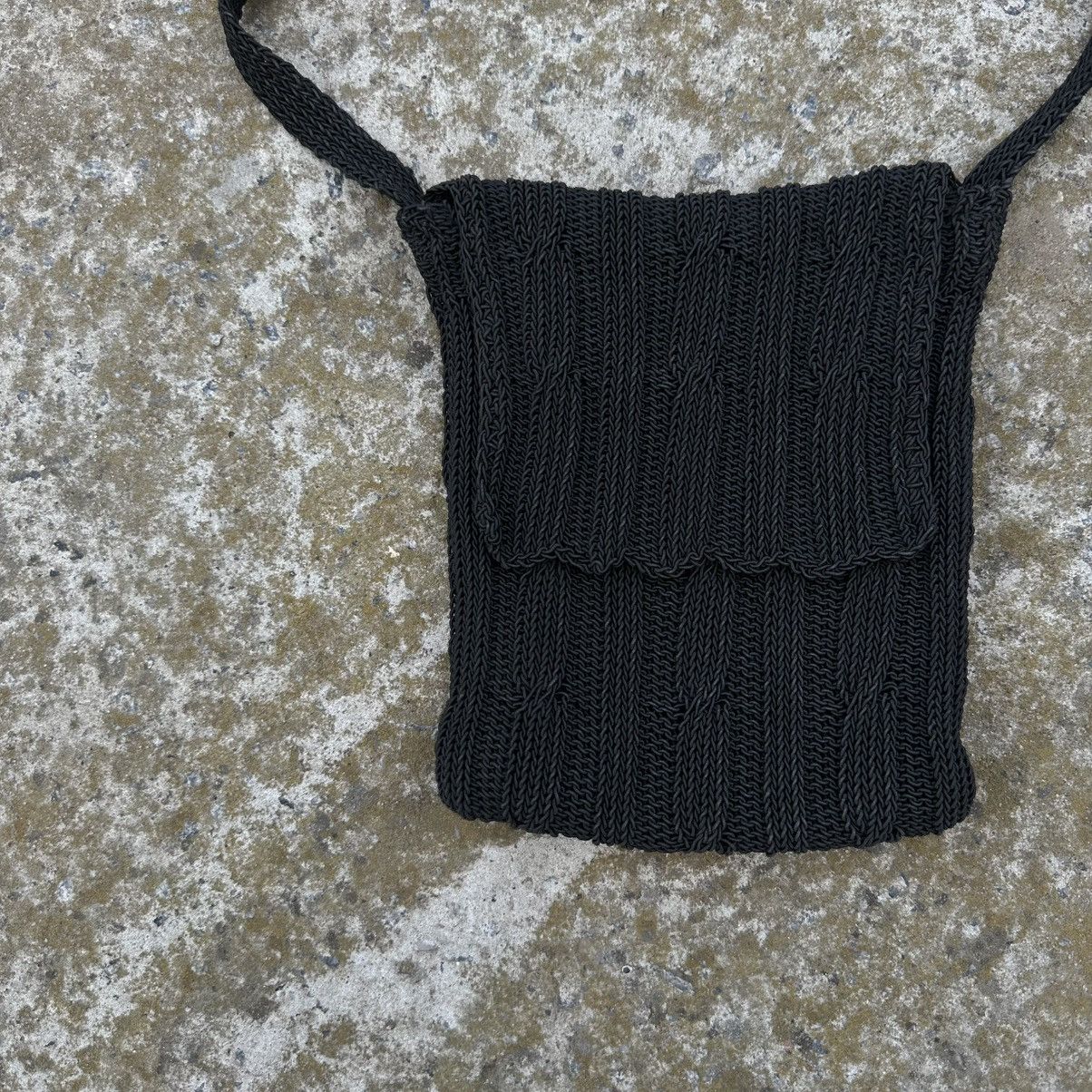 Japanese Brand Vintage Japanese Style Custom Shoulders Bag Rubber Y2K 00s Size ONE SIZE - 3 Thumbnail