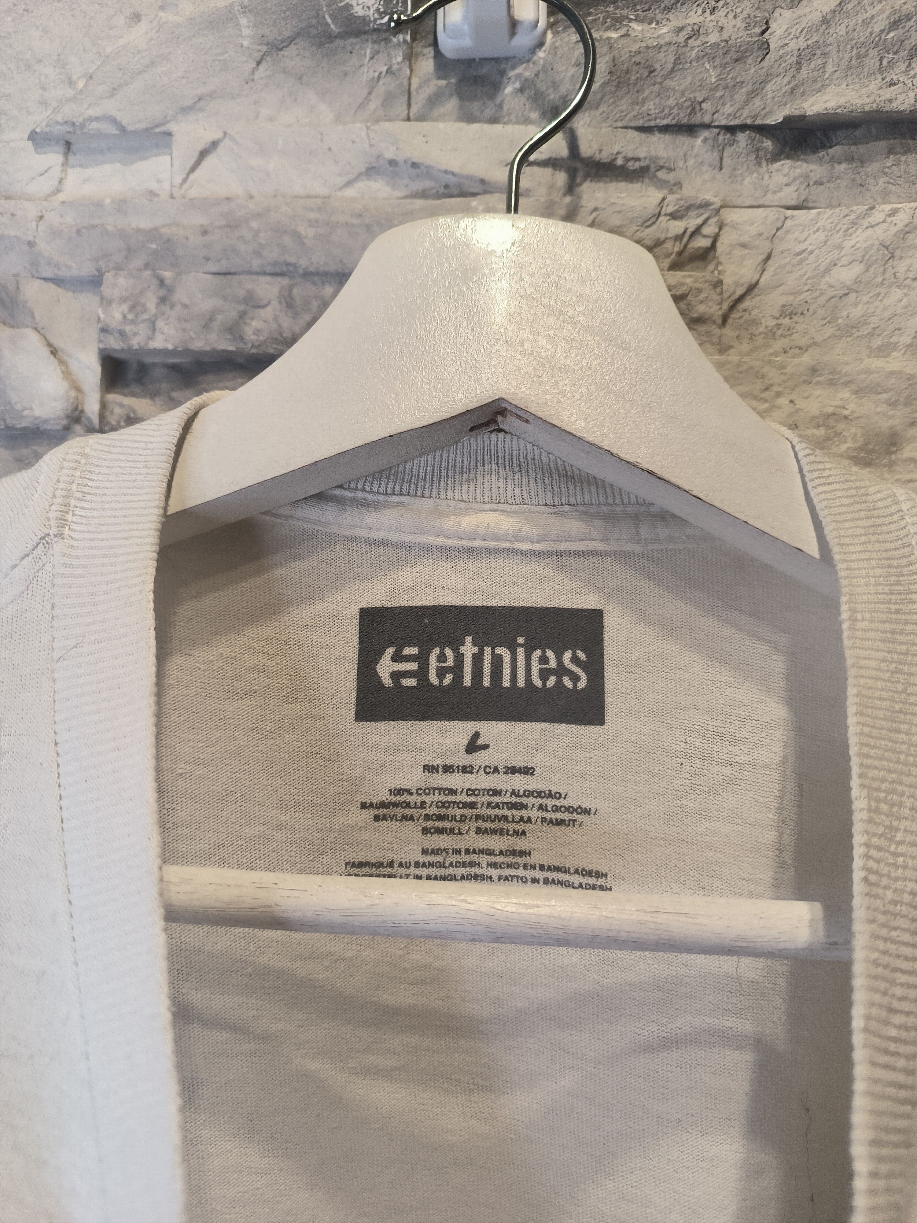 Etnies Etnies T-Shirt Logo Basic Tee White Size US L / EU 52-54 / 3 - 3 Thumbnail