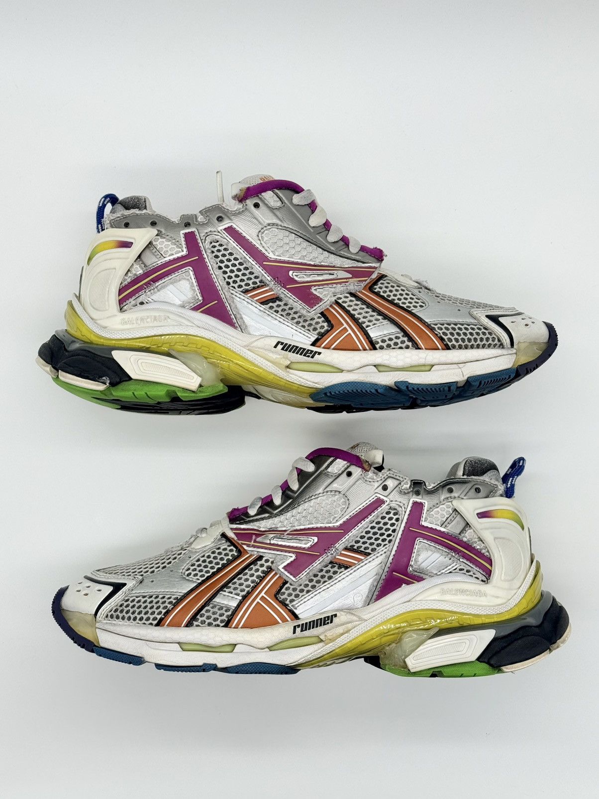 Balenciaga Size 10 - Balenciaga Runner Sneaker Multi-Color Size US 10 / EU 43 - 2 Thumbnail