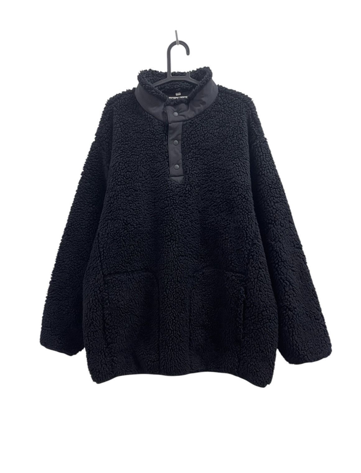 White Mountaineering X Uniqlo Fleece Half-Buttons