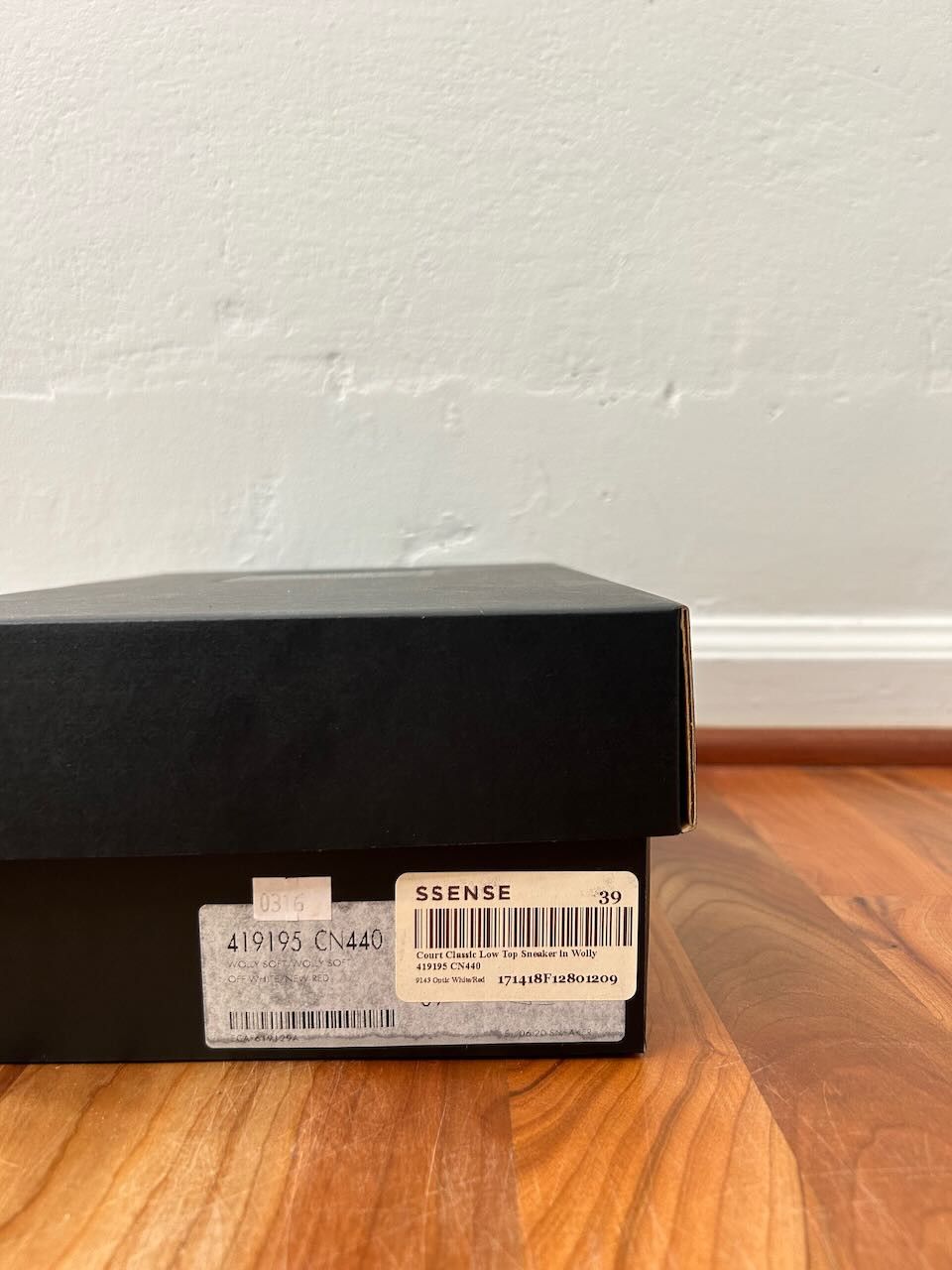Saint Laurent Paris Saint Laurent Court Classic Low Top Sneaker Size US 9 / IT 39 - 6 Thumbnail