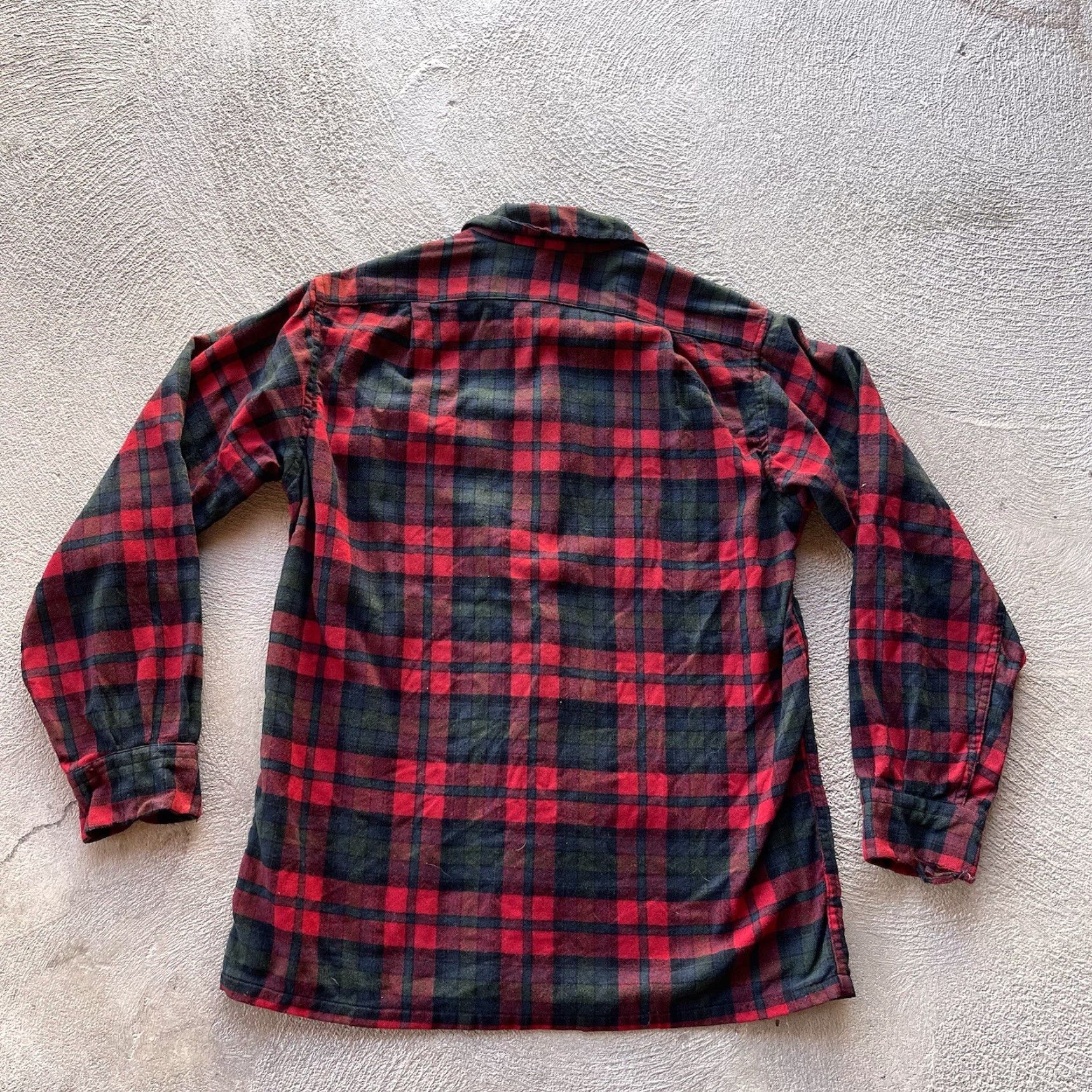 Pendleton VINTAGE Pendleton Shirt Mens Small Red Wool Flannel Button-Up Long Sleeve Collared Plaid Pocketed 60s 70s Classic Mens Size US S / EU 44-46 / 1 - 7 Thumbnail
