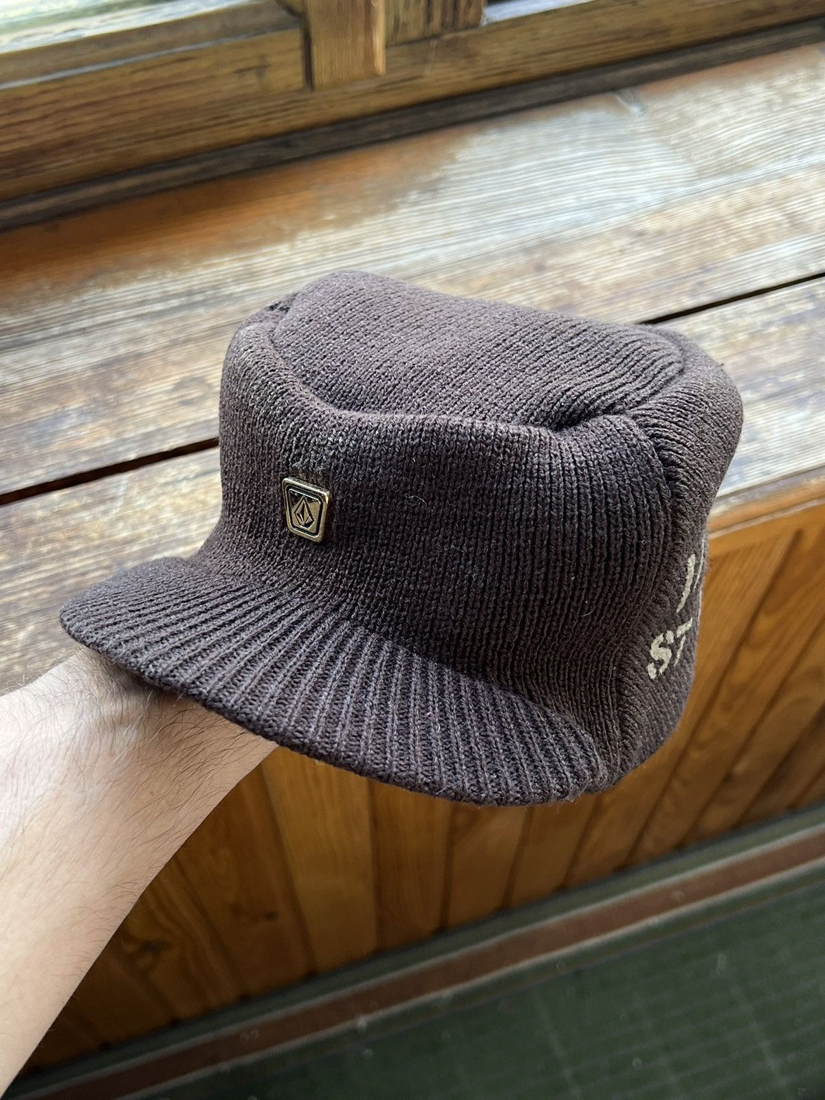 Vintage Vintage Avan Gard Hat Volcom Cap Y2K Size ONE SIZE - 1 Thumbnail