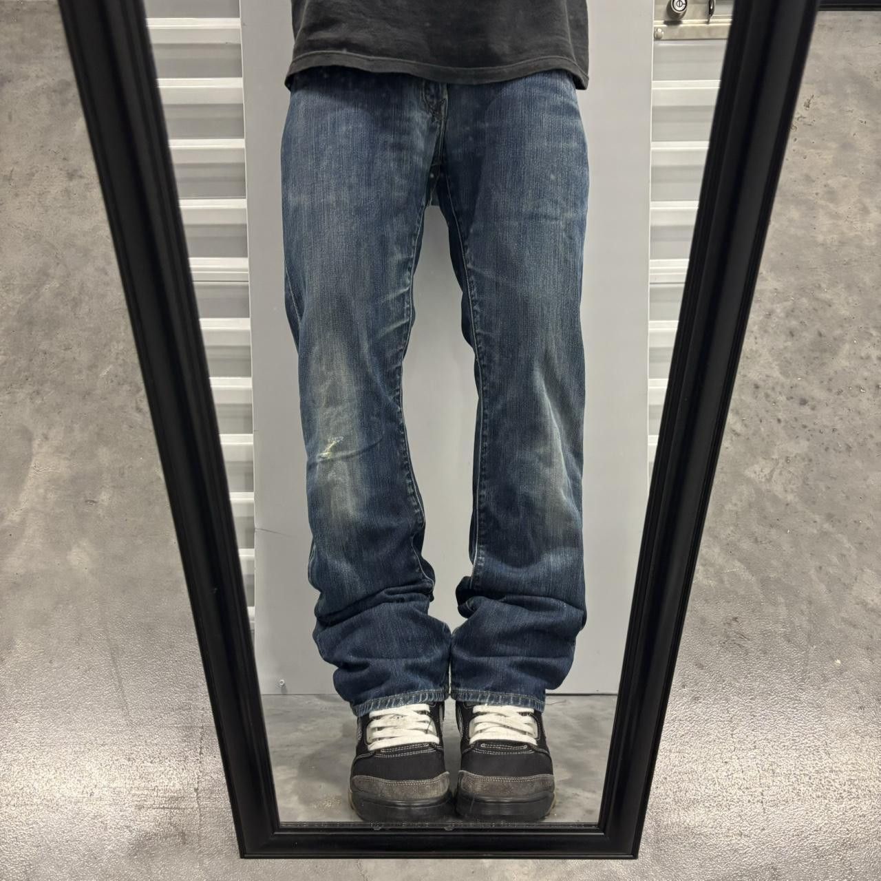 Crazy Vintage Y2K/2000s Grunge Faded Dark Wash Denim Jeans!