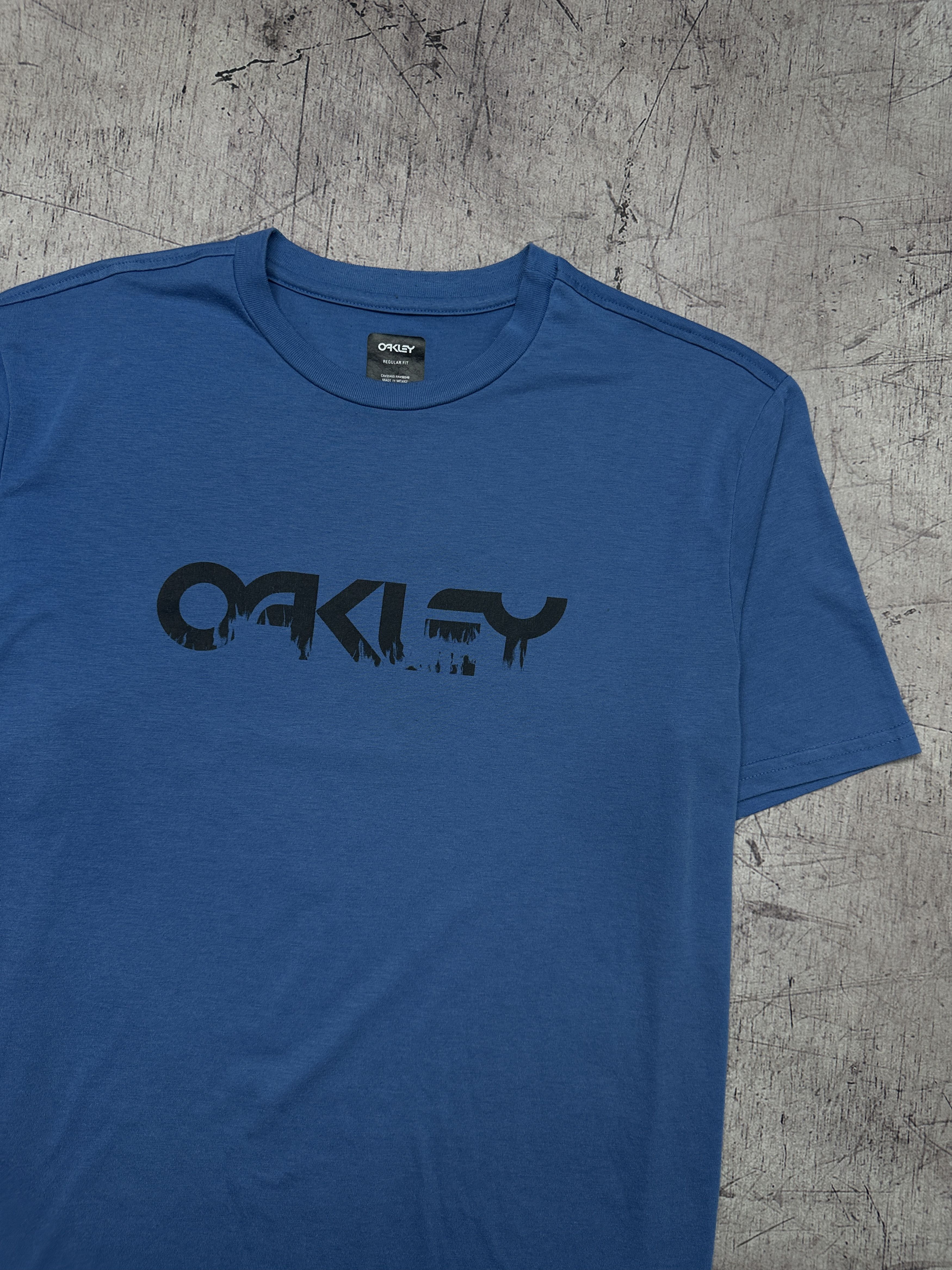 Oakley Oakley Vintage Mens Big Logo T-Shirt Size US L / EU 52-54 / 3 - 2 Thumbnail