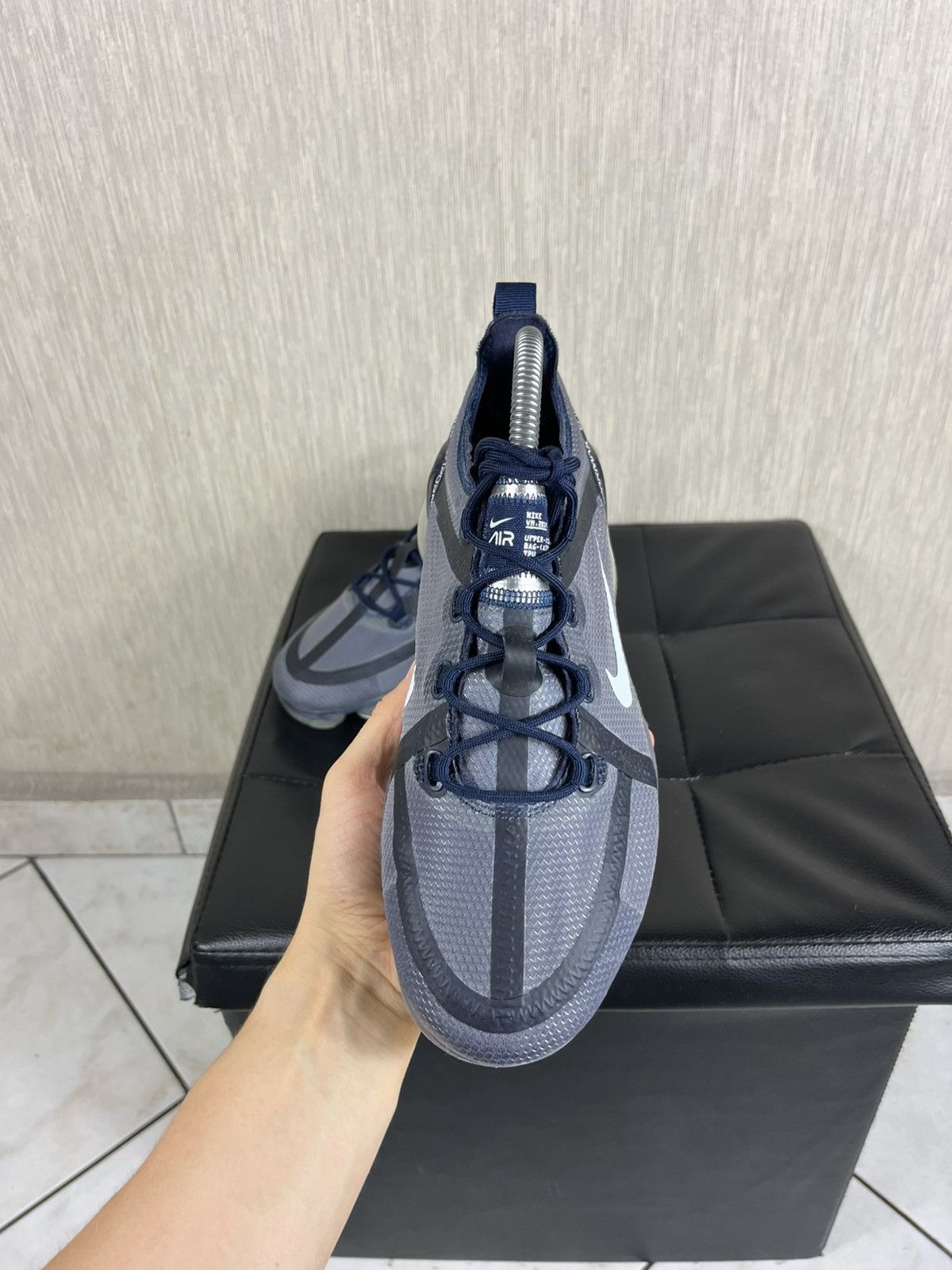 Nike Nike air vapormax 2019 obsidian pure platinum sneakers shoes Size US 7 / EU 40 - 15 Thumbnail