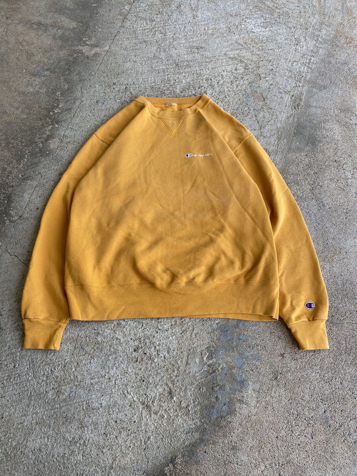 Champion × Vintage Vintage 90’s Champion Essential Yellow Sweatshirt Size US M / EU 48-50 / 2 - 1 Thumbnail
