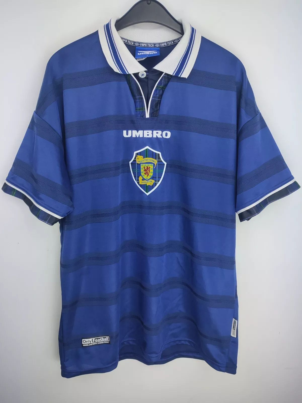 Umbro Scotland Umbro Home 1998-00 #31 MC Regnault FOOTBALL Kit Size US L / EU 52-54 / 3 - 15 Thumbnail