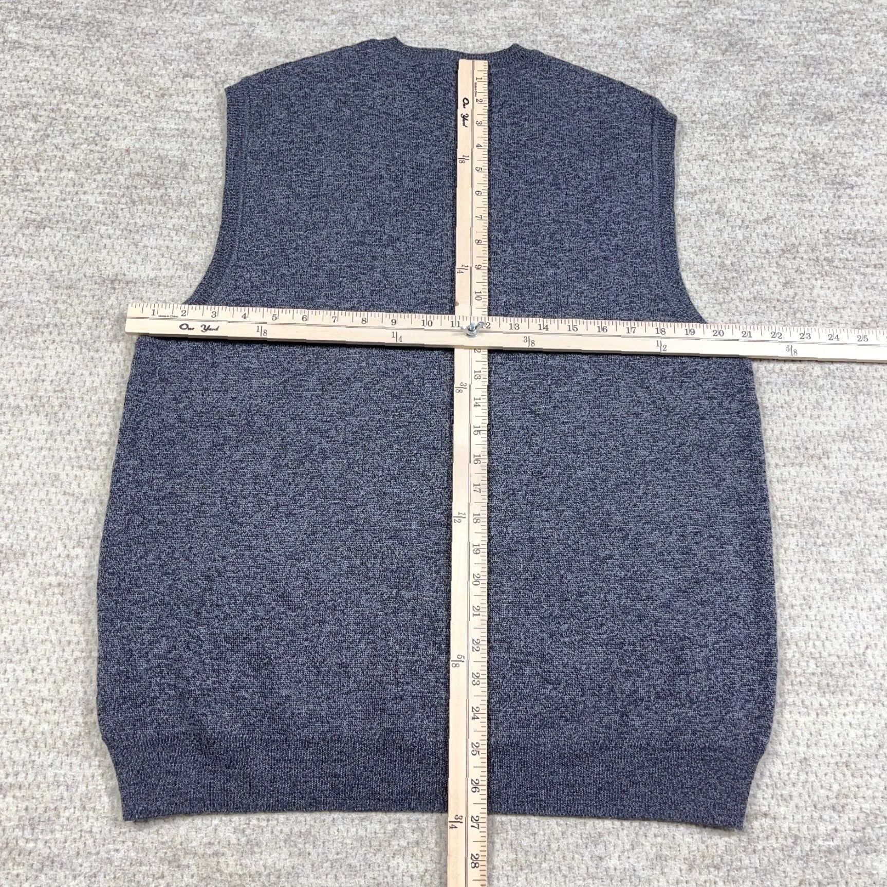 Brooks Brothers Brooks Brothers Sweater Vest Men Large Gray Merino Wool V Neck Check Plaid Size US L / EU 52-54 / 3 - 7 Thumbnail