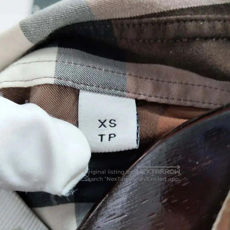 Burberry Burberry Spring Autumn Khaki Short Sleeve Shirt. Size XS / US 0-2 / IT 36-38 - 4 Thumbnail