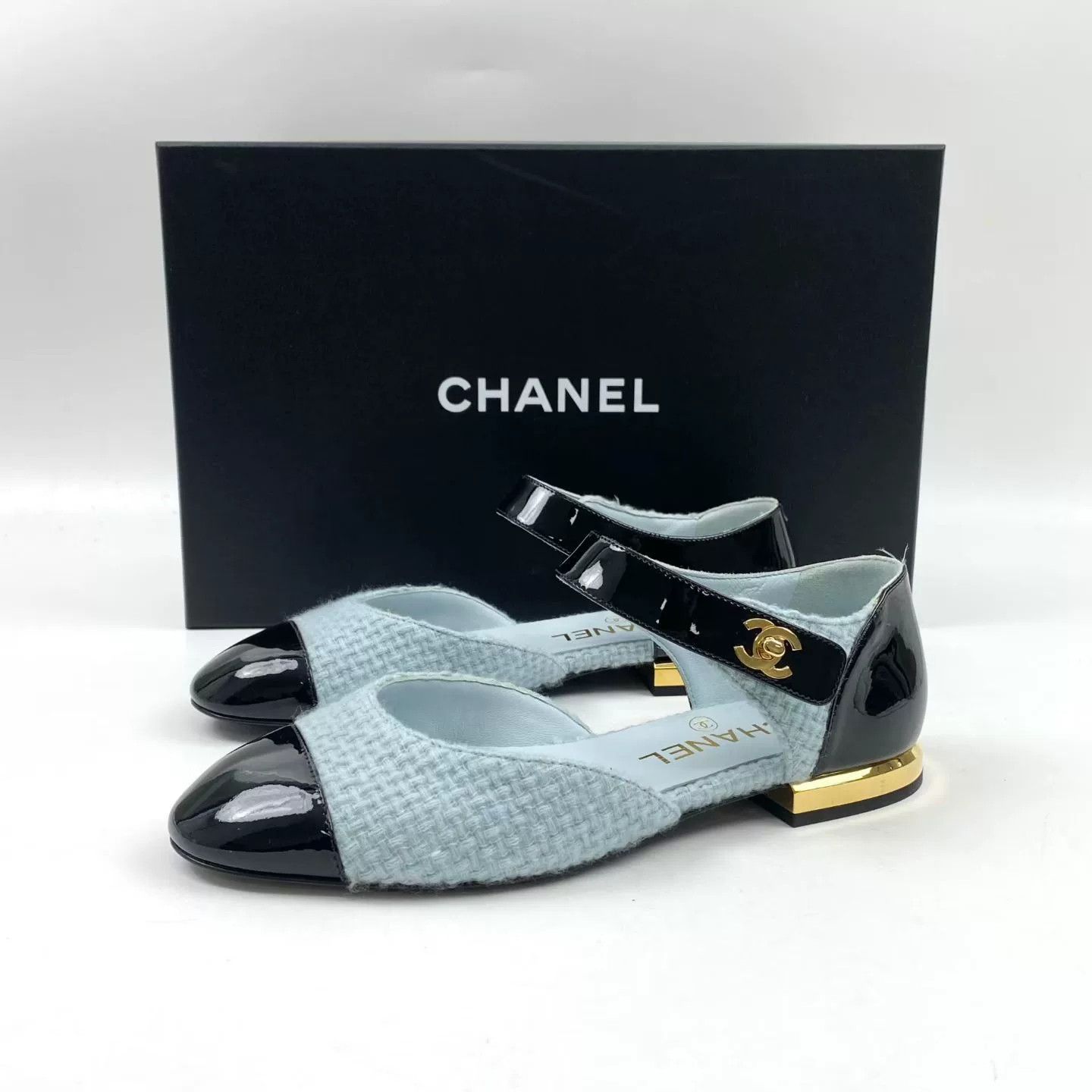 Chanel Chanel Blue Tweed Mary Jane Shoes Size US 5.5 / IT 35.5 - 1 Thumbnail