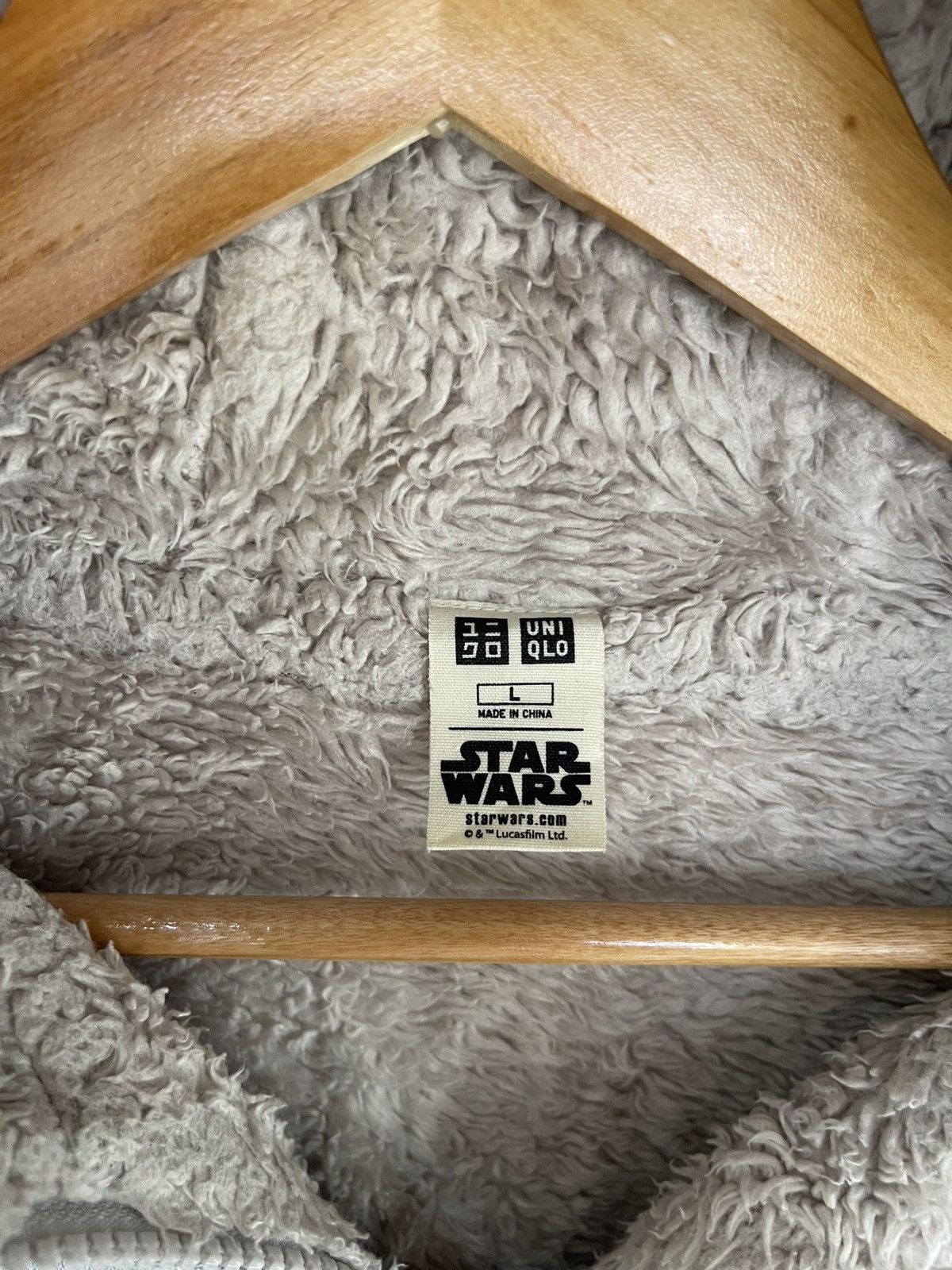 Star Wars × Uniqlo × Vintage RARE UNIQLO X STARWARS Size US L / EU 52-54 / 3 - 3 Thumbnail