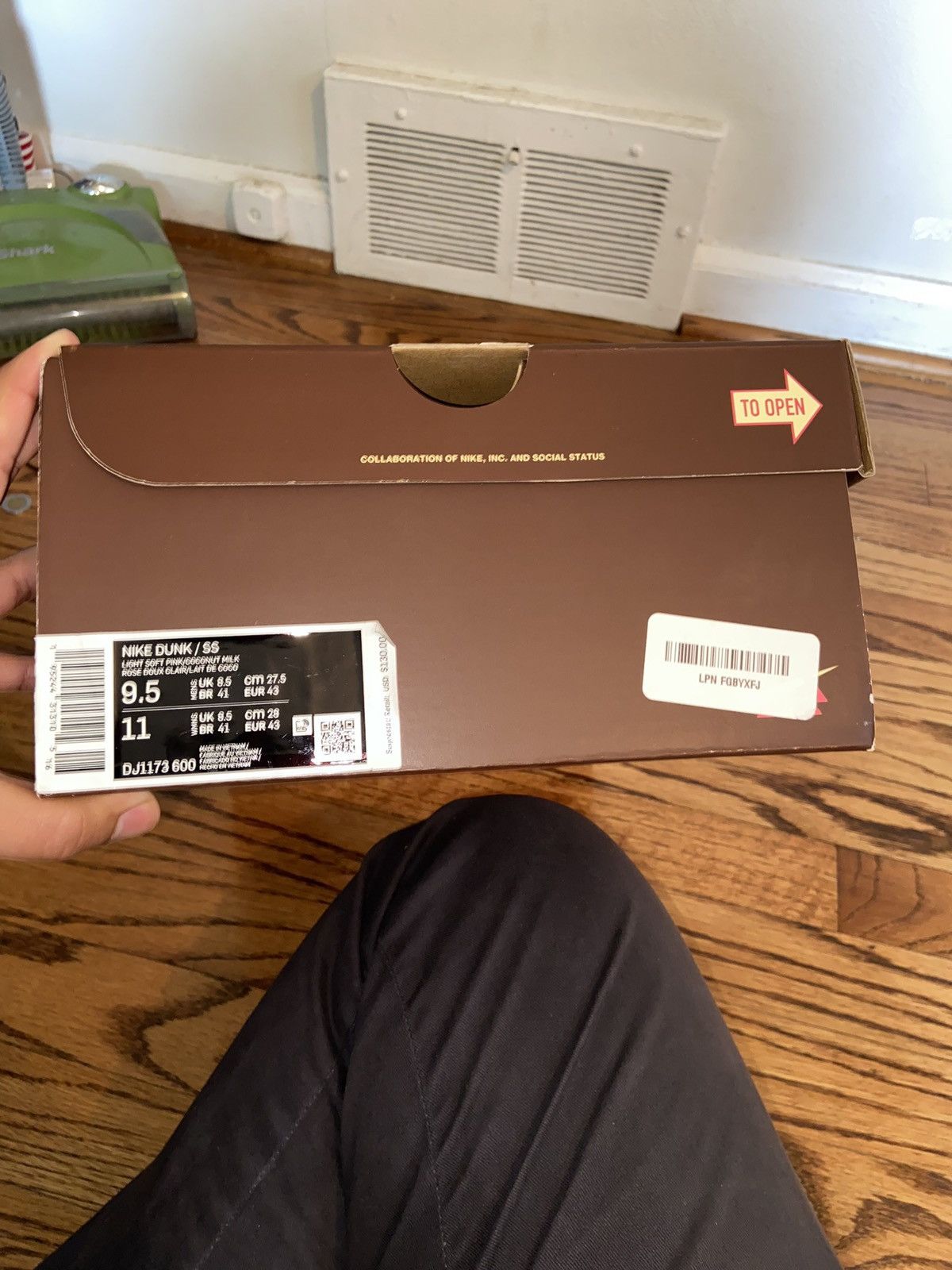 Nike Nike Dunk Social Status Strawberry Milk Size US 9.5 / EU 42-43 - 8 Thumbnail
