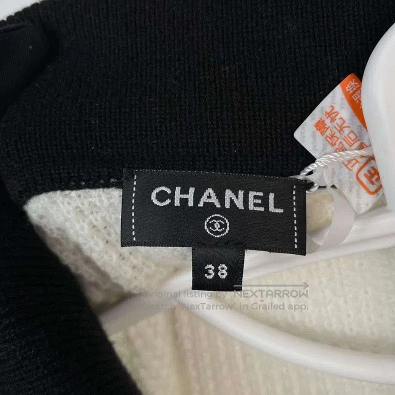 Chanel Chanel Waffle stitched black edge Polo collar long sleeves Size XS / US 0-2 / IT 36-38 - 5 Thumbnail