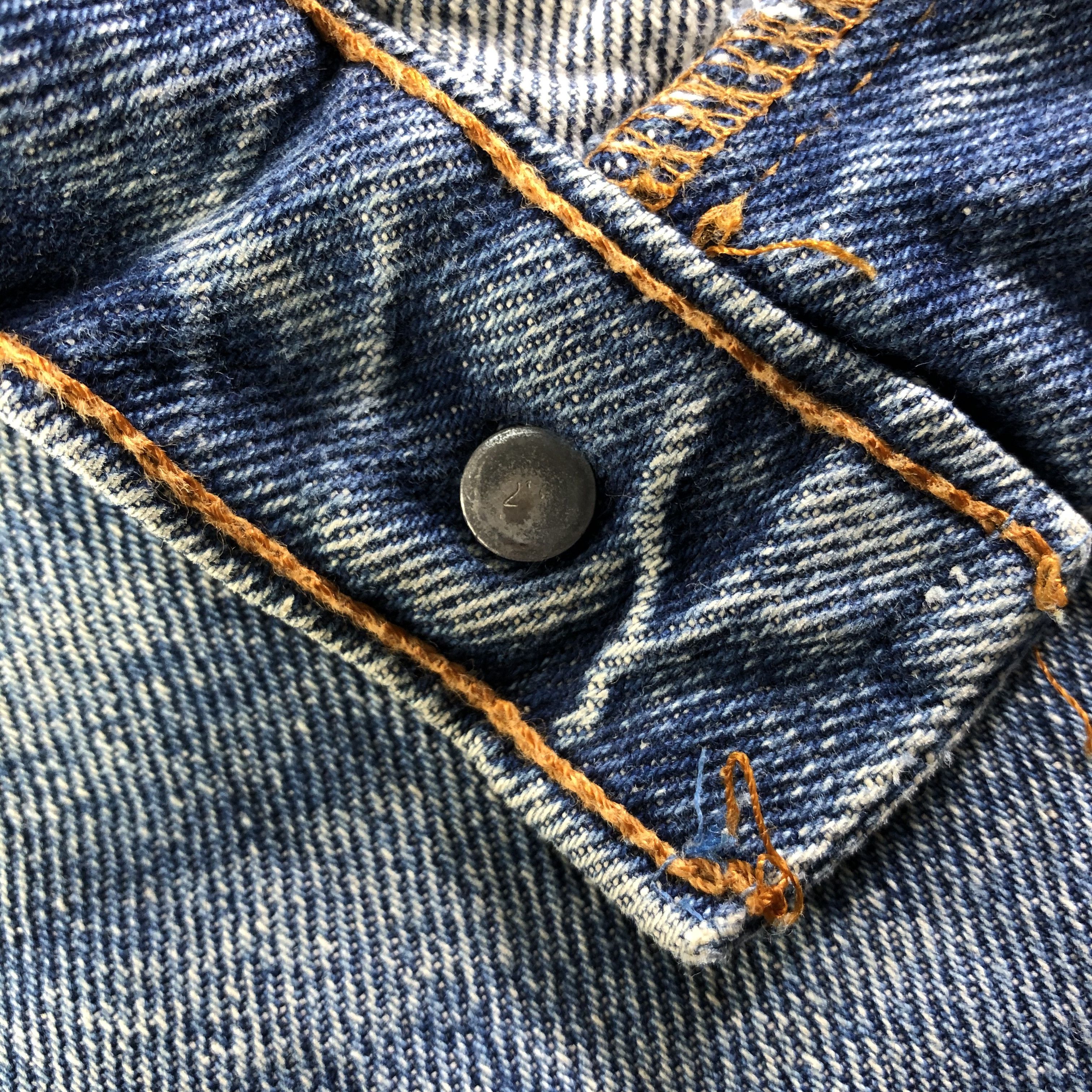 Levi's Vintage Blue Wash Levis 505 Jeans-J4225 Size US 37 - 9 Thumbnail