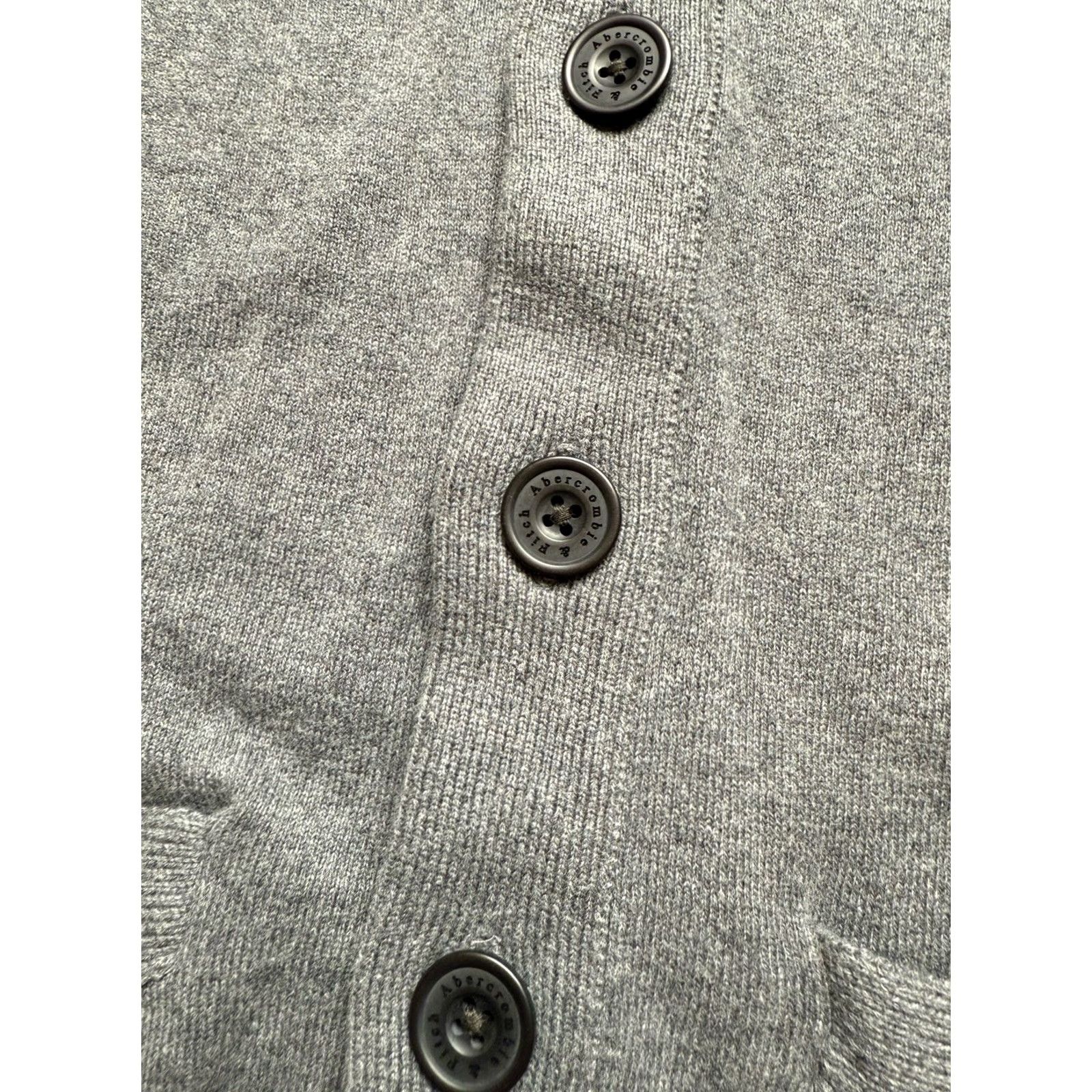 Abercrombie & Fitch VTG Abercrombie & Fitch Men’s Gray Letterman Cardigan Sweater M Y2K Size US M / EU 48-50 / 2 - 5 Thumbnail