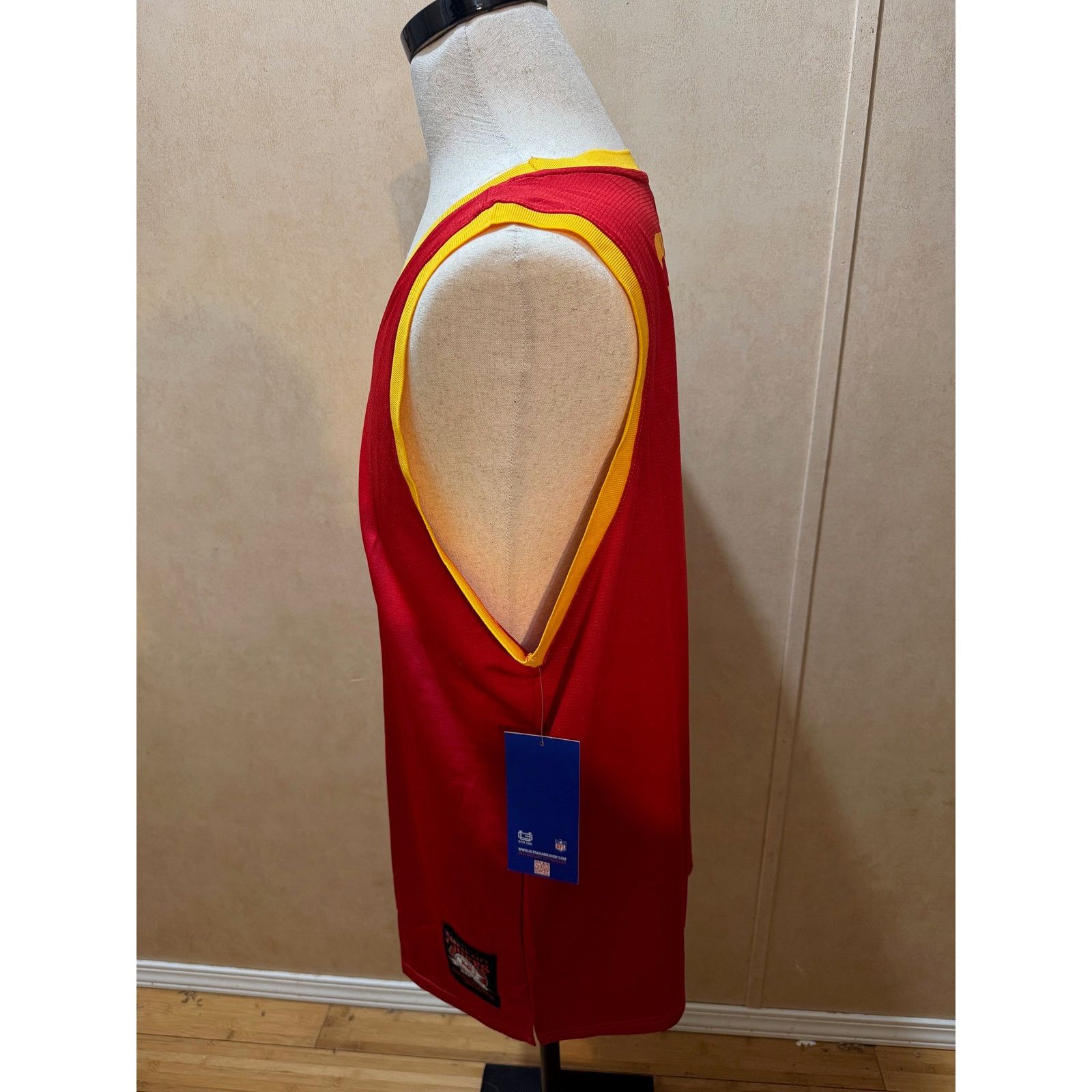Other NWT Chiefs NFL Tank Top XL Ultra Game Streetwear Red Size US XL / EU 56 / 4 - 4 Thumbnail