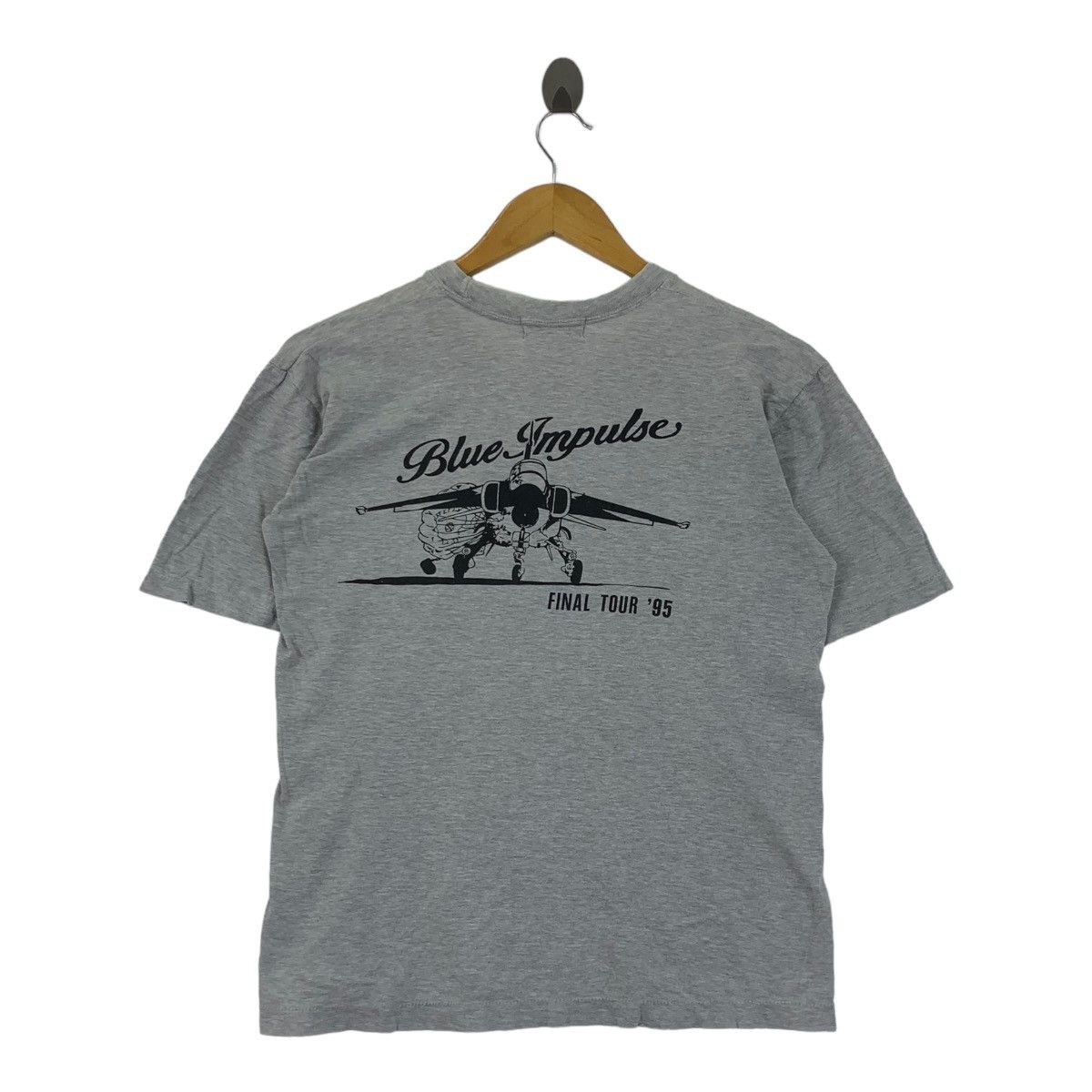 Vintage Vintage 1995 BLUE IMPULSE JAPAN Aerobatic Jet Tee Shirt Size US S / EU 44-46 / 1 - 3 Thumbnail