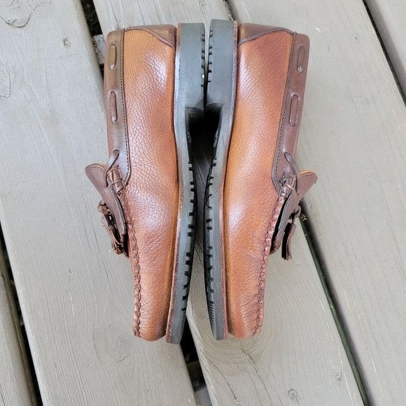 Allen Edmonds Allen Edmonds Nashua Two Tone Brown Tassel Kiltie Loafer Size US 10 / EU 43 - 2 Thumbnail