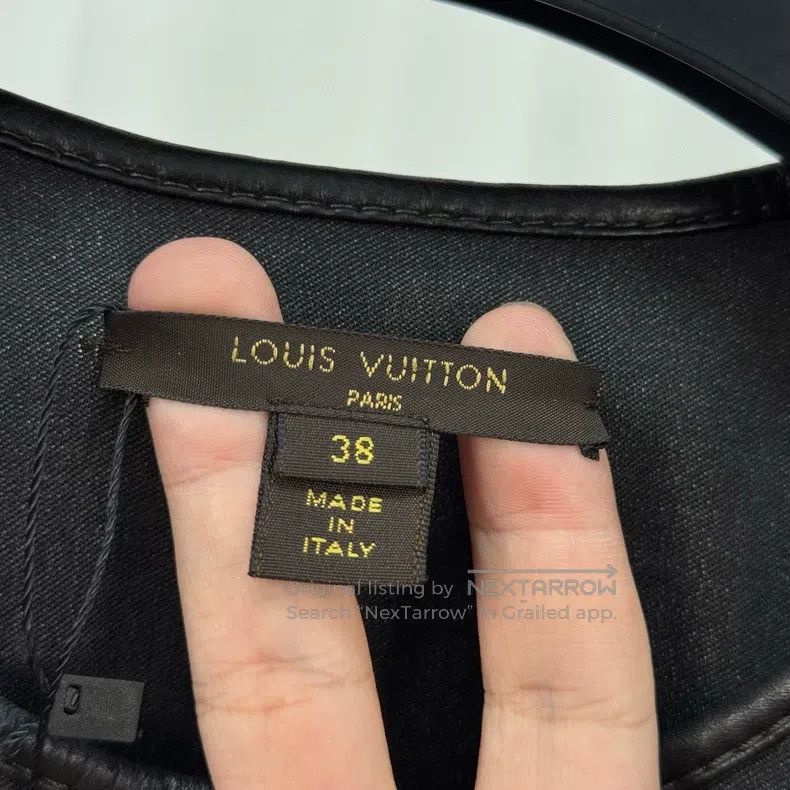 Louis Vuitton Louis Vuitton Shoulder embossed logo gold button denim dre Size XS / US 0-2 / IT 36-38 - 5 Thumbnail