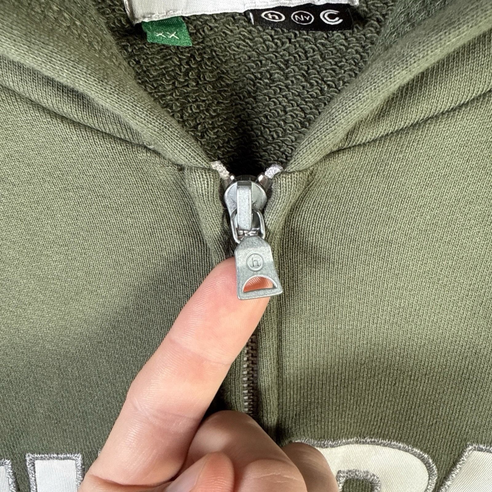 HIDDEN Hidden NYC Hoodie Adult 2XL Green Zip Up Thermal Baggy Hype Size US XXL / EU 58 / 5 - 4 Thumbnail