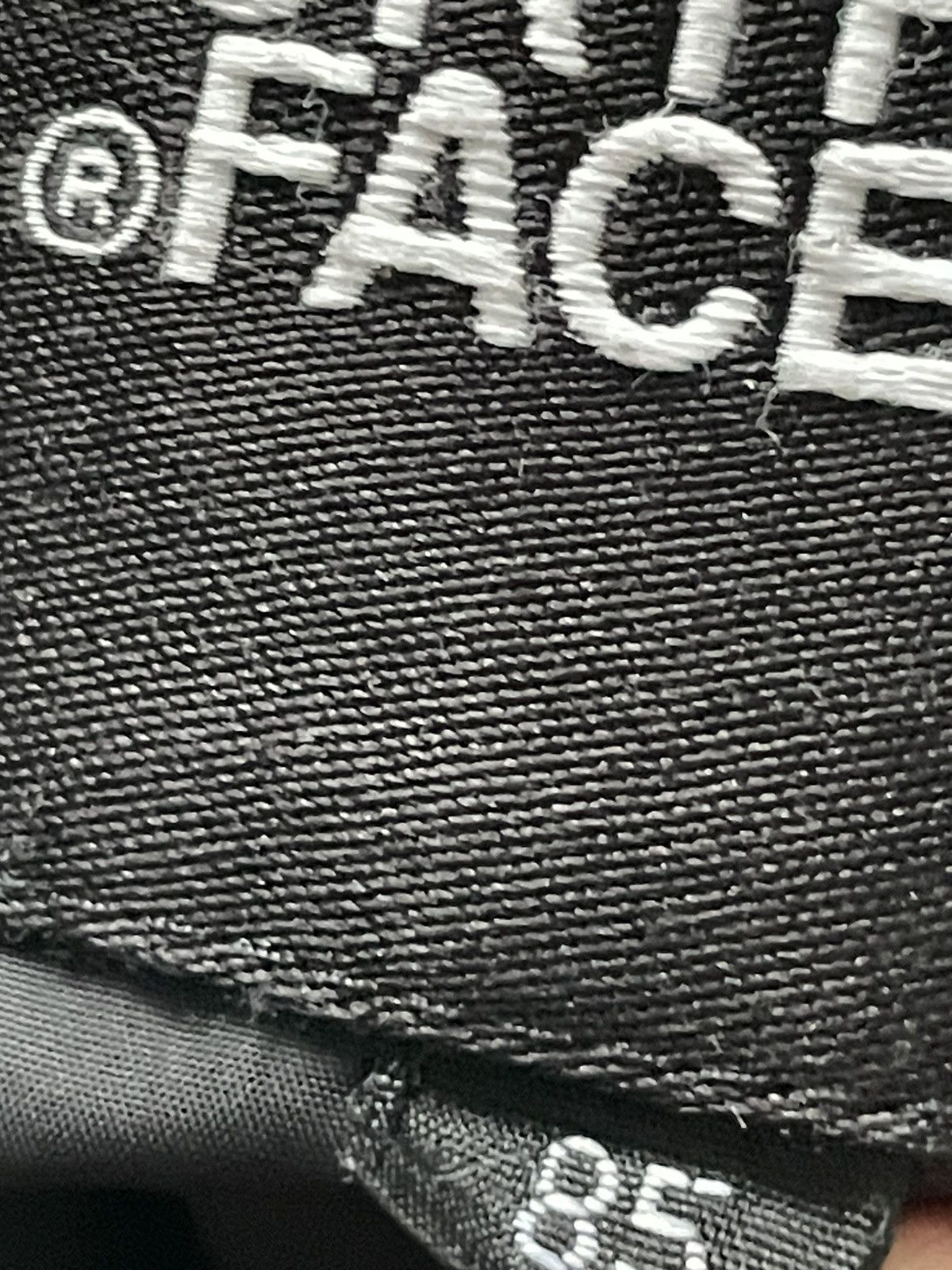 The North Face Vintage The North Face 1996 Retro Black Puffer 700 Jacket Size US S / EU 44-46 / 1 - 9 Thumbnail