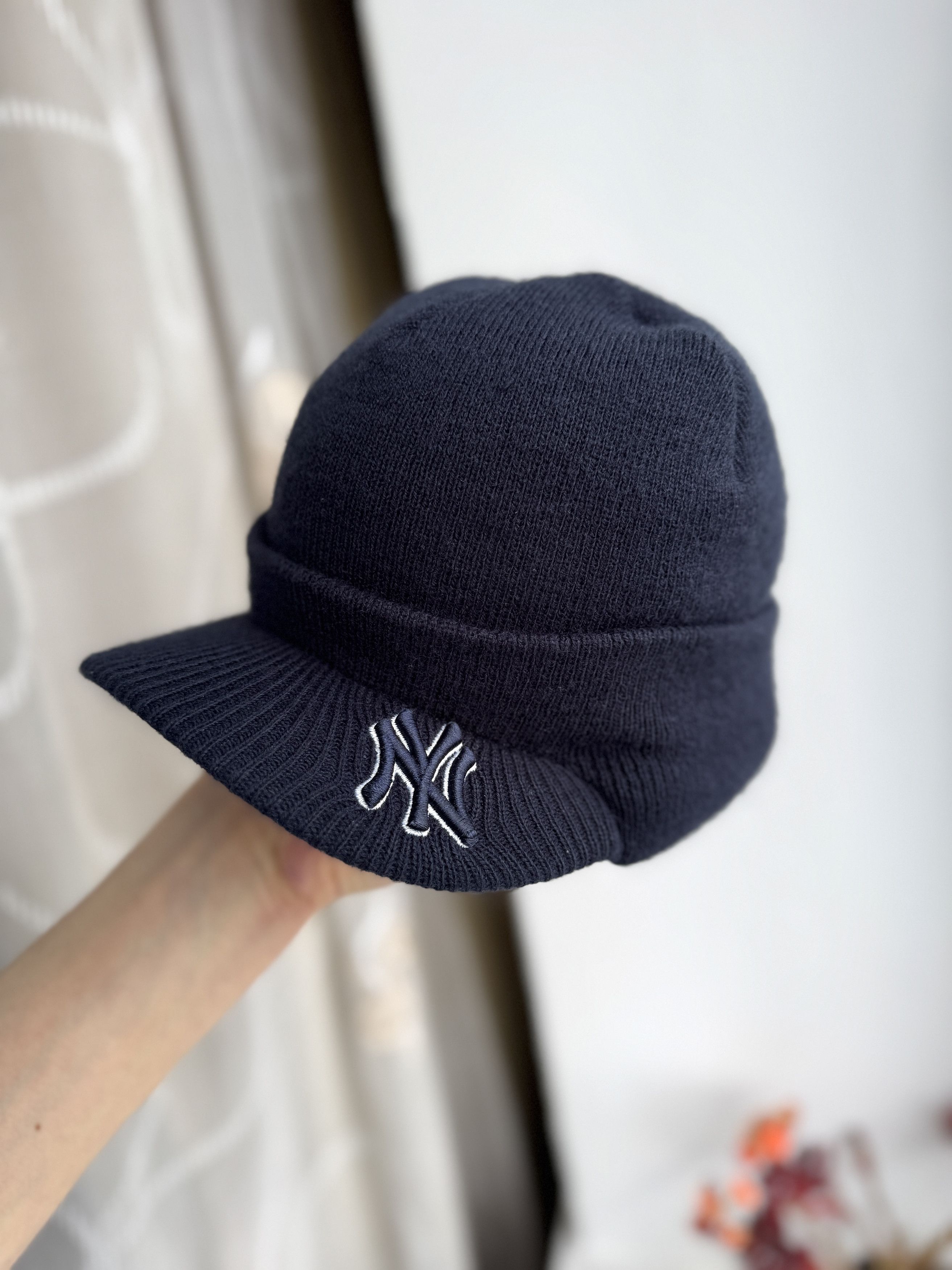 New York Yankees Vintage Y2K NY Yankees MLB Visor Beanie Hat Hip Hop Rap Size ONE SIZE - 4 Thumbnail