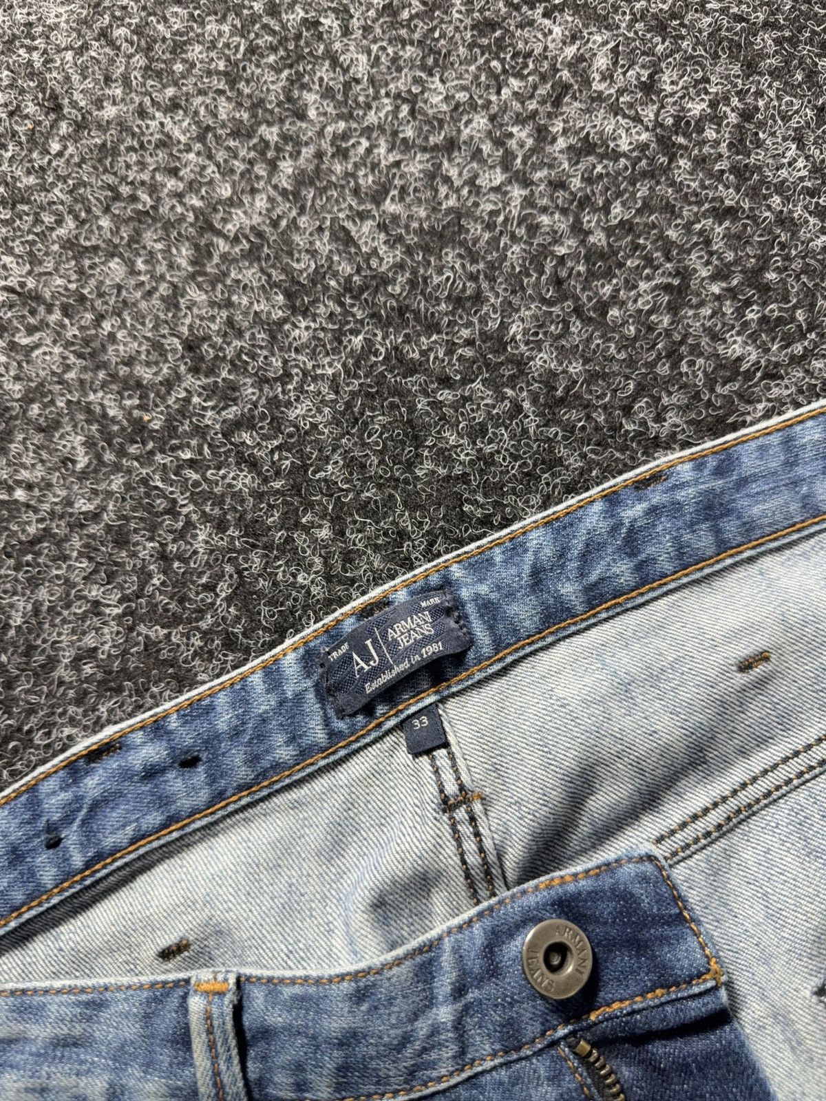 Giorgio Armani 00s AJ Armani Jeans J06 Slim Fit Dirty Distressed Jeans Size US 33 - 11 Thumbnail
