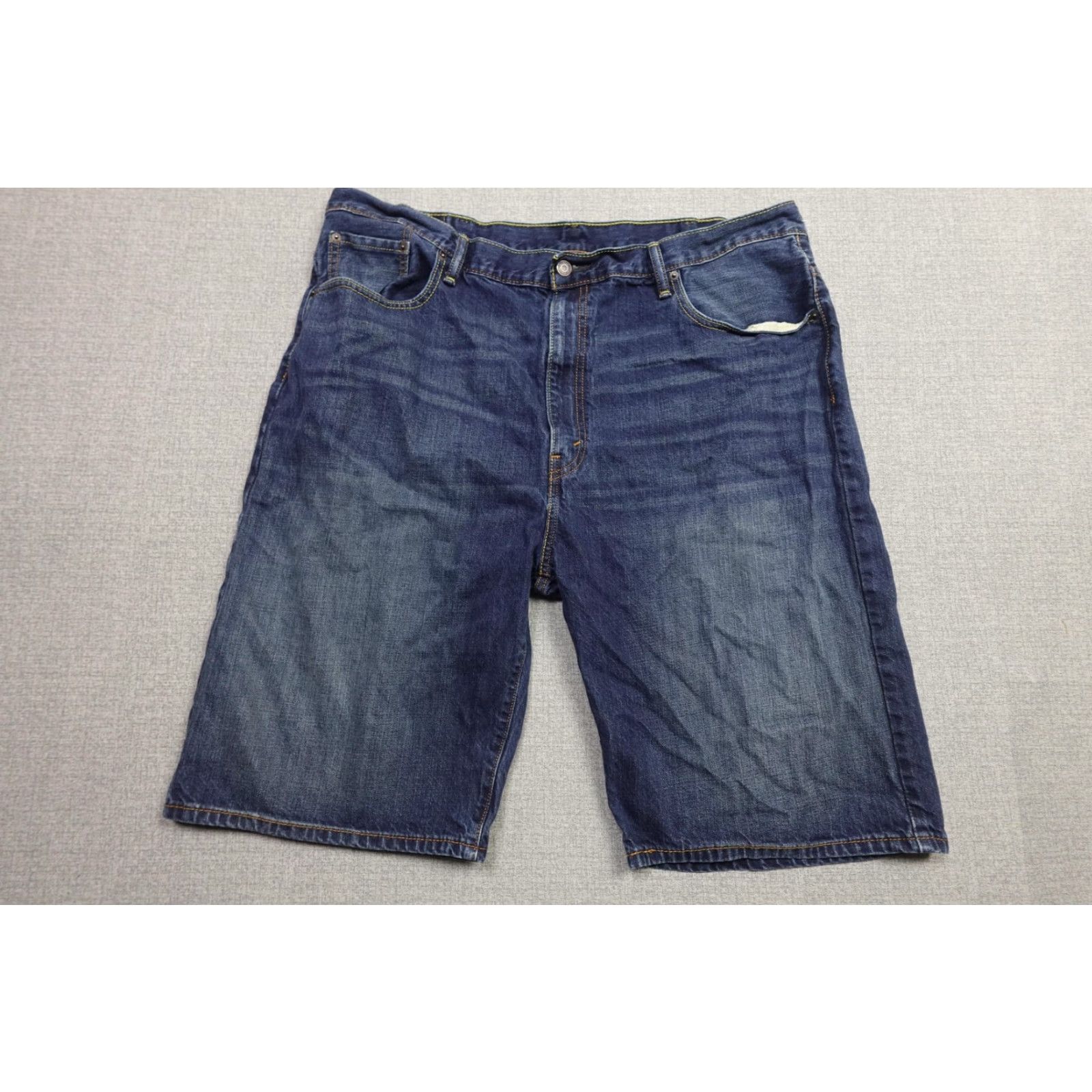 Levi's Levi's 569 Denim Shorts Bermuda Men 42 Blue Medium Wash 5-Pocket Zip Fly Pockets Size US 42 / EU 58 - 4 Thumbnail