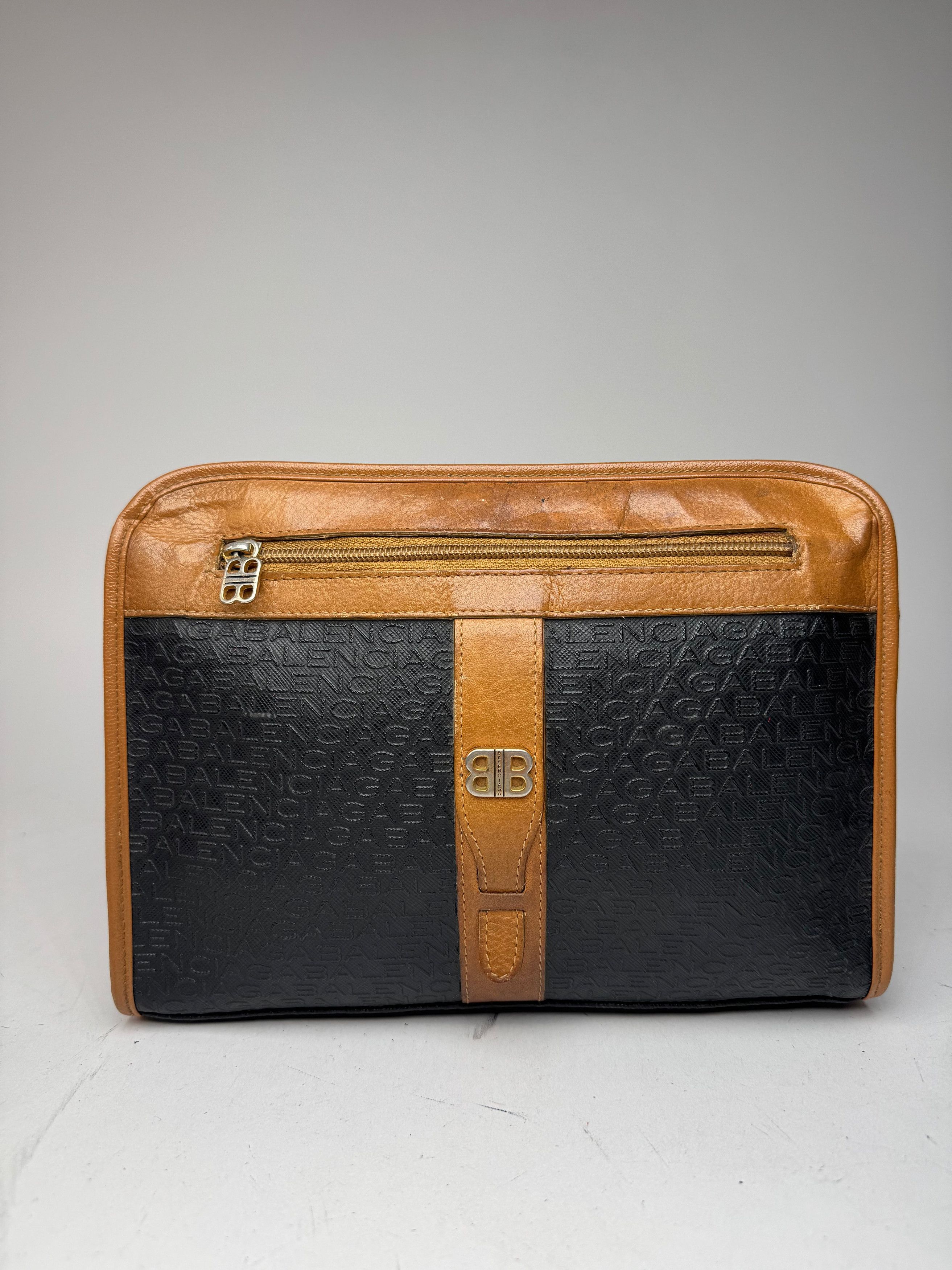 Balenciaga Vintage Monogram Leather Clutch Brown Black Size ONE SIZE - 1 Thumbnail