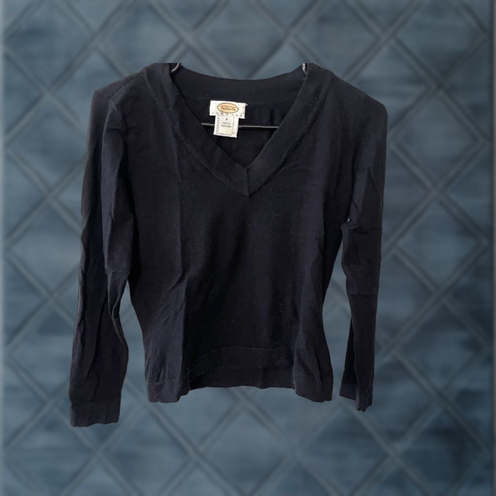 Talbots VINTAGE Talbots V-Neck Stretch Sweater Petites Small Black Rayon Nylon Blend Retro Womens Size S / US 4 / IT 40 - 1 Thumbnail