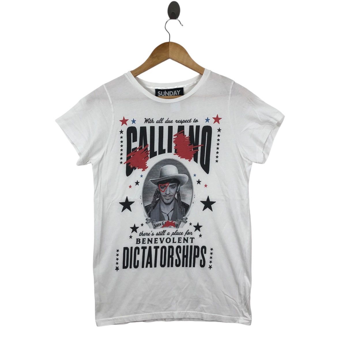 John Galliano JOHN GALLIANO T Shirt Sunday 21 Photoprint Of John Size US S / EU 44-46 / 1 - 1 Thumbnail