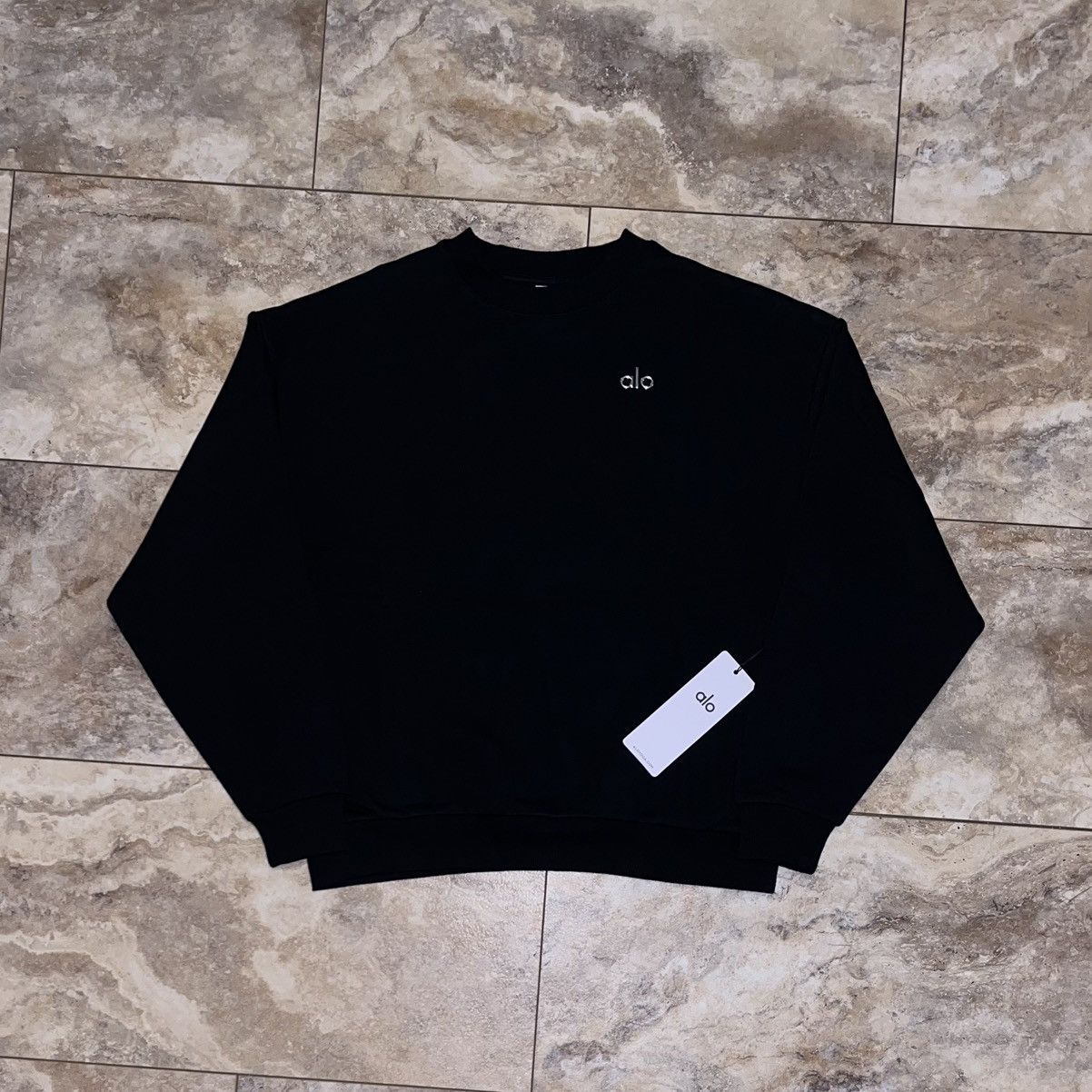 Alo Alo Yoga Accolade Crew Neck Pullover Black Size Medium Size M / US 6-8 / IT 42-44 - 1 Thumbnail