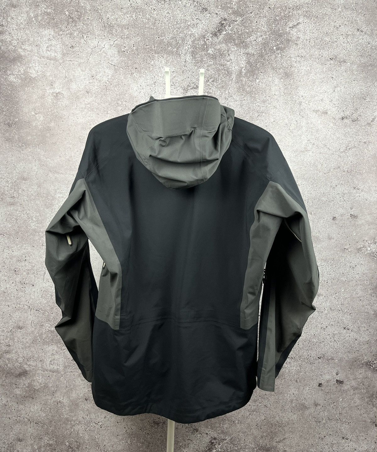 Haglofs Vintage🔥Haglöfs Gore-Tex Soft Shell Recco System Size US XL / EU 56 / 4 - 5 Thumbnail