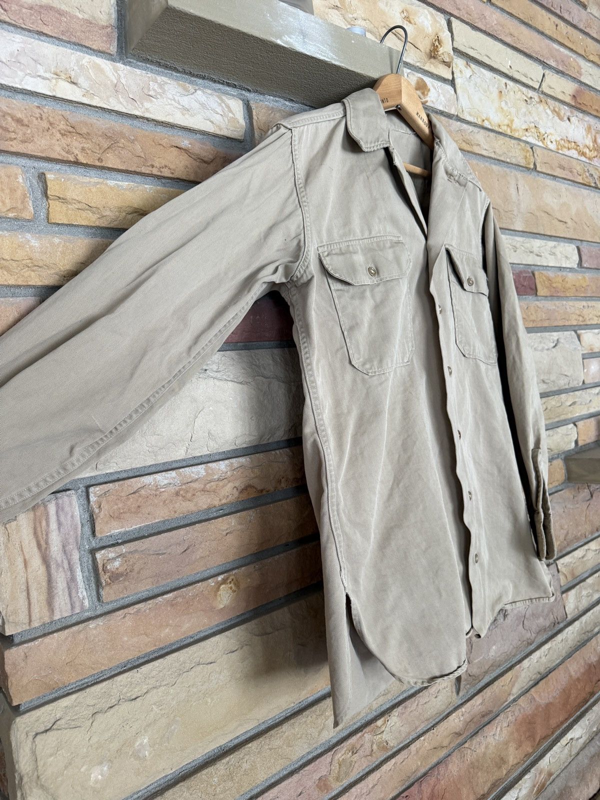 Vintage Vintage 50s US Army Military Button Up Khaki Shirt Size US L / EU 52-54 / 3 - 4 Thumbnail
