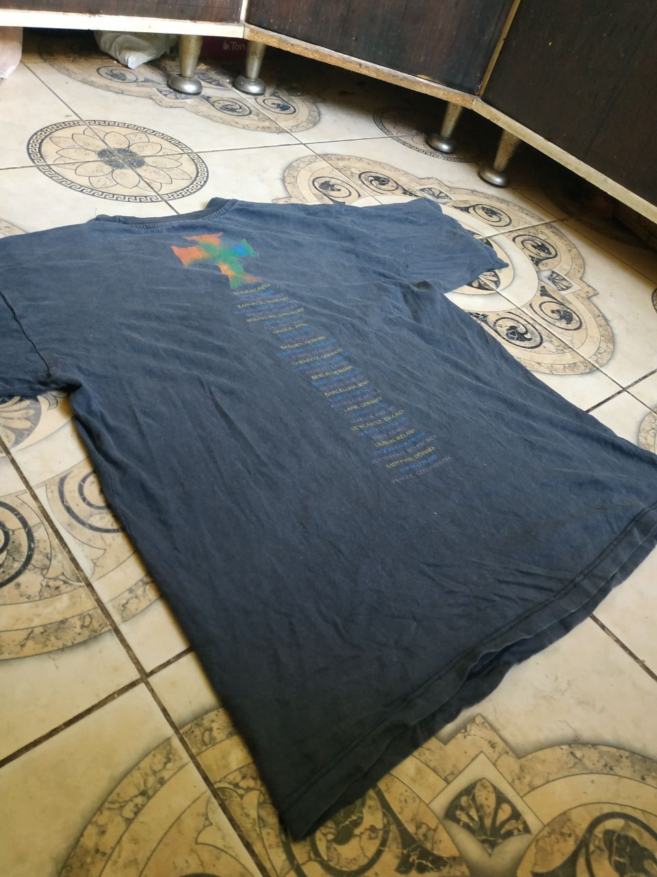 Vintage Vintage 90s Bon Jovi Cross Road Tour Tee XL Faded Size US XL / EU 56 / 4 - 20 Thumbnail