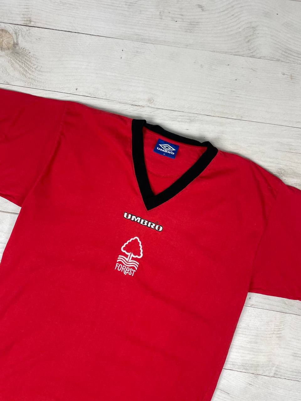 Umbro Vintage Umbro Nottingham Forest 90s Training Shirt Jersey Size US M / EU 48-50 / 2 - 2 Thumbnail