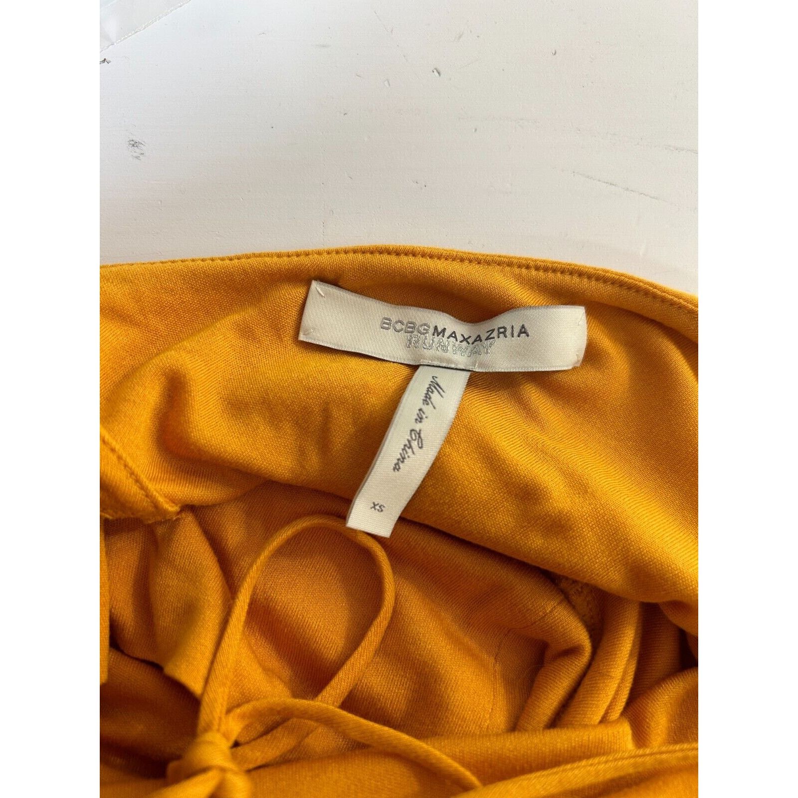 Bcbgmaxazria BCBGMAXAZRIA Orange Flame Drape Criss Cross Tie Back Top XS Size XS / US 0-2 / IT 36-38 - 7 Thumbnail