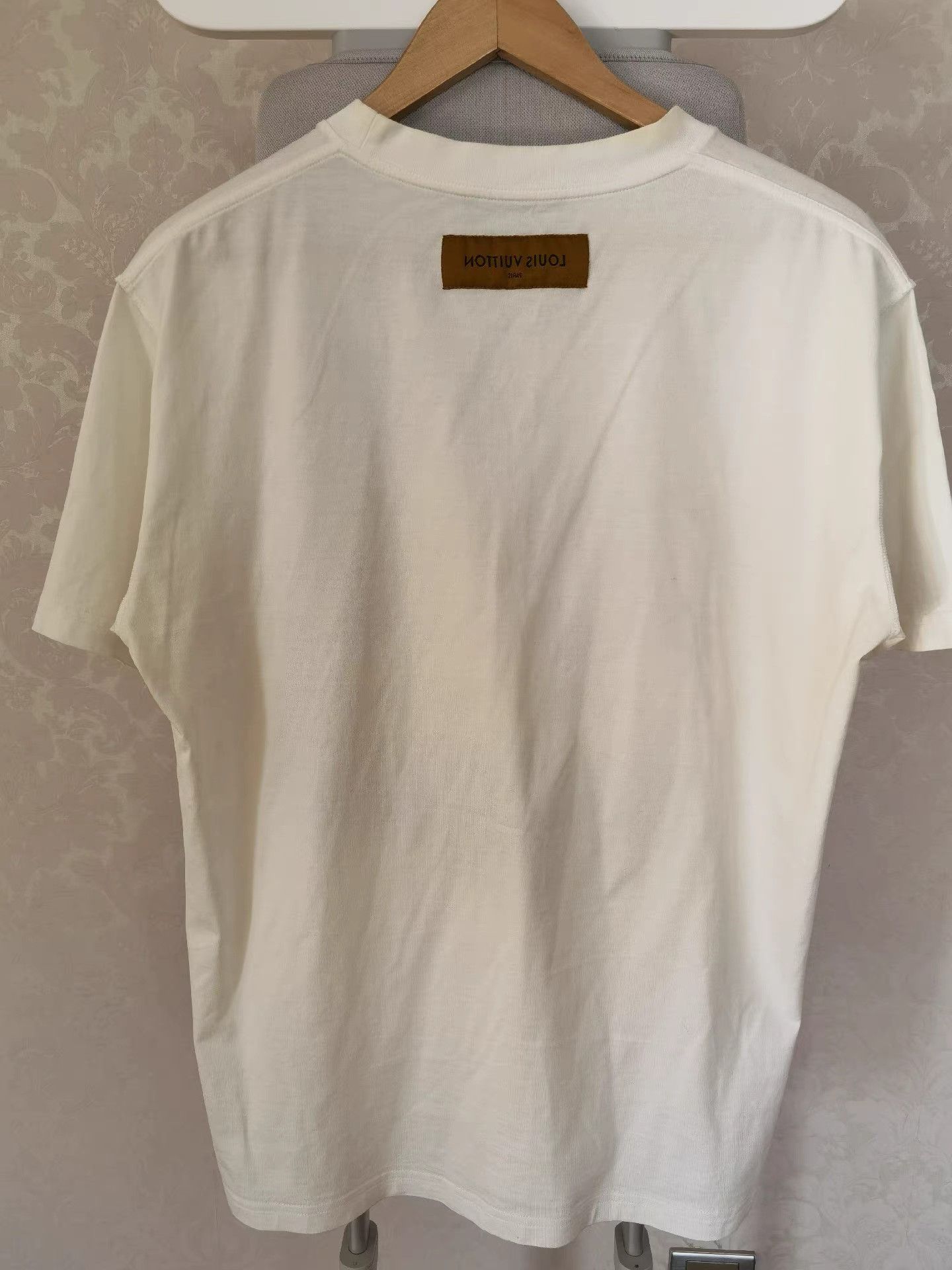 Louis Vuitton Louis Vuitton Crayon T-Shirt K17 Size US L / EU 52-54 / 3 - 2 Thumbnail