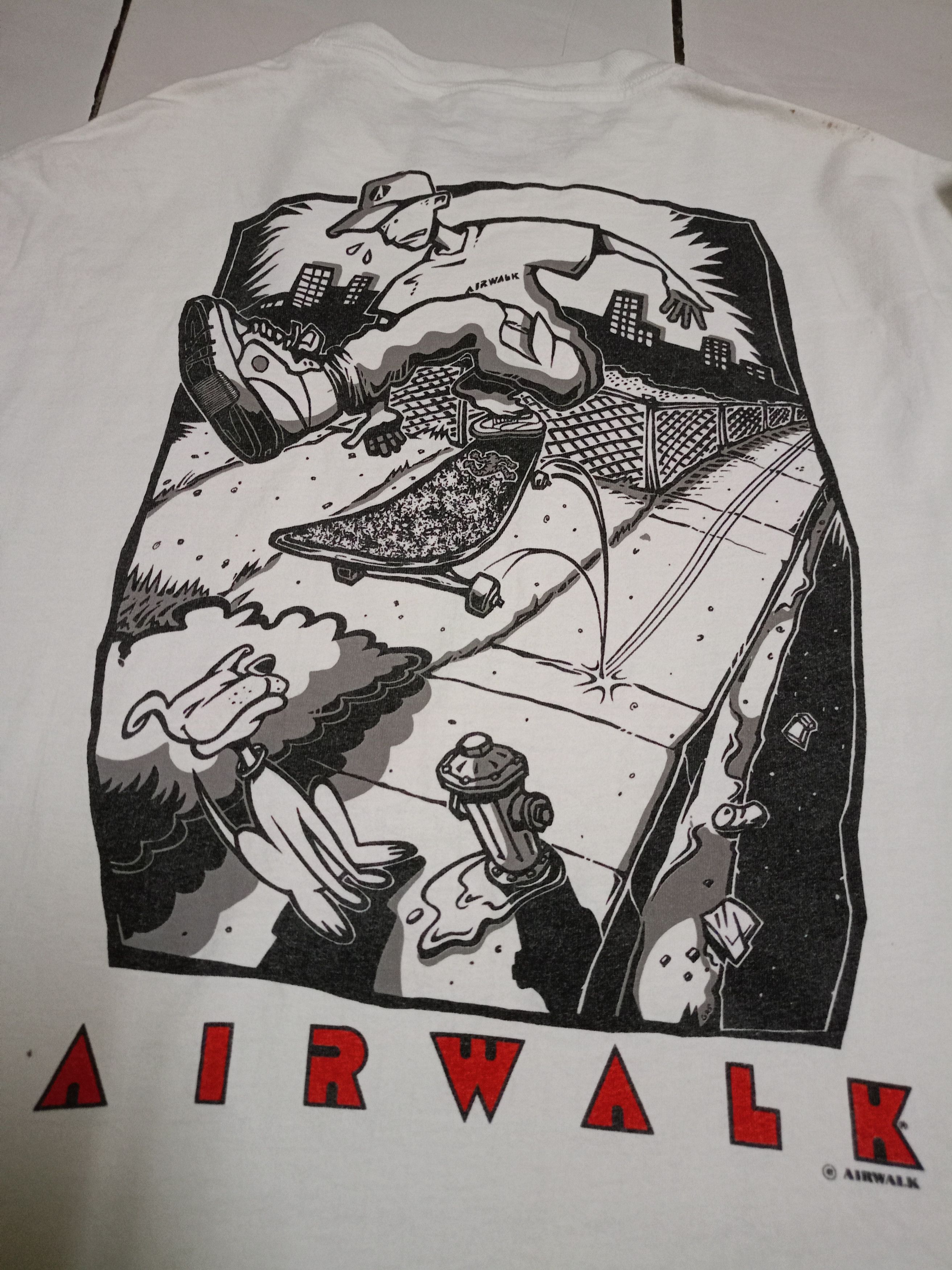 Airwalk × Santa Cruz Skateboards × Vintage Vintage rare Airwalk t shirt Size US L / EU 52-54 / 3 - 4 Thumbnail