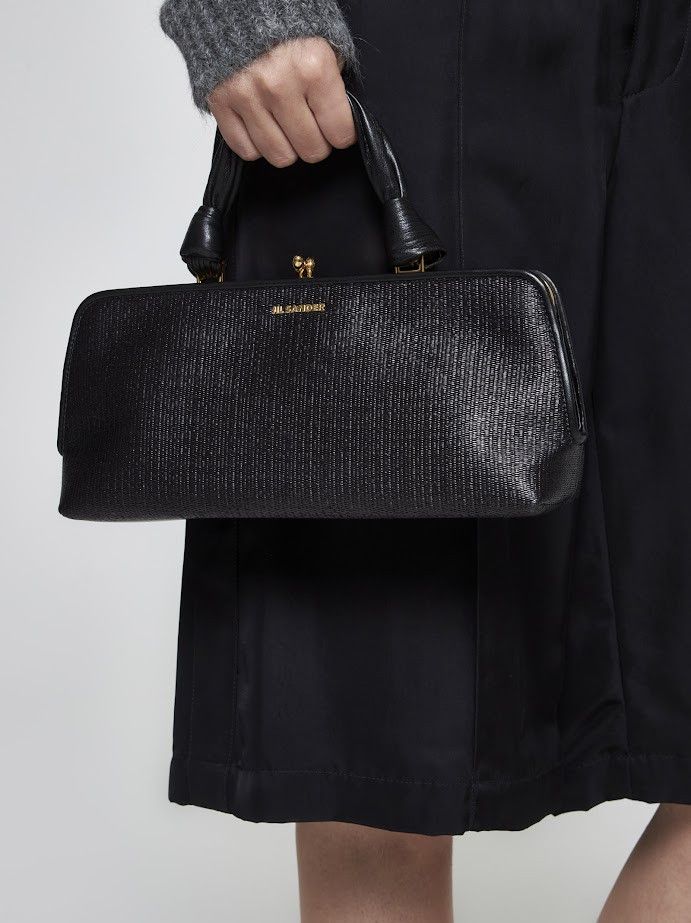 Jil Sander o1w1db10825 Size: OS / Clutch Bag in Black Size ONE SIZE - 2 Thumbnail