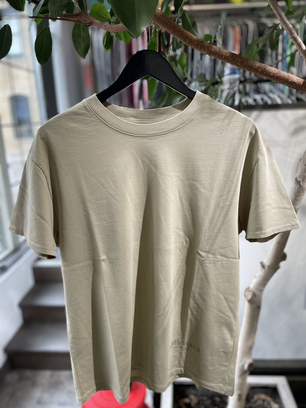 Fear of God Fear Of God Essentials Ss19 Mini Logo 3M Size US XS / EU 42 / 0 - 1 Thumbnail