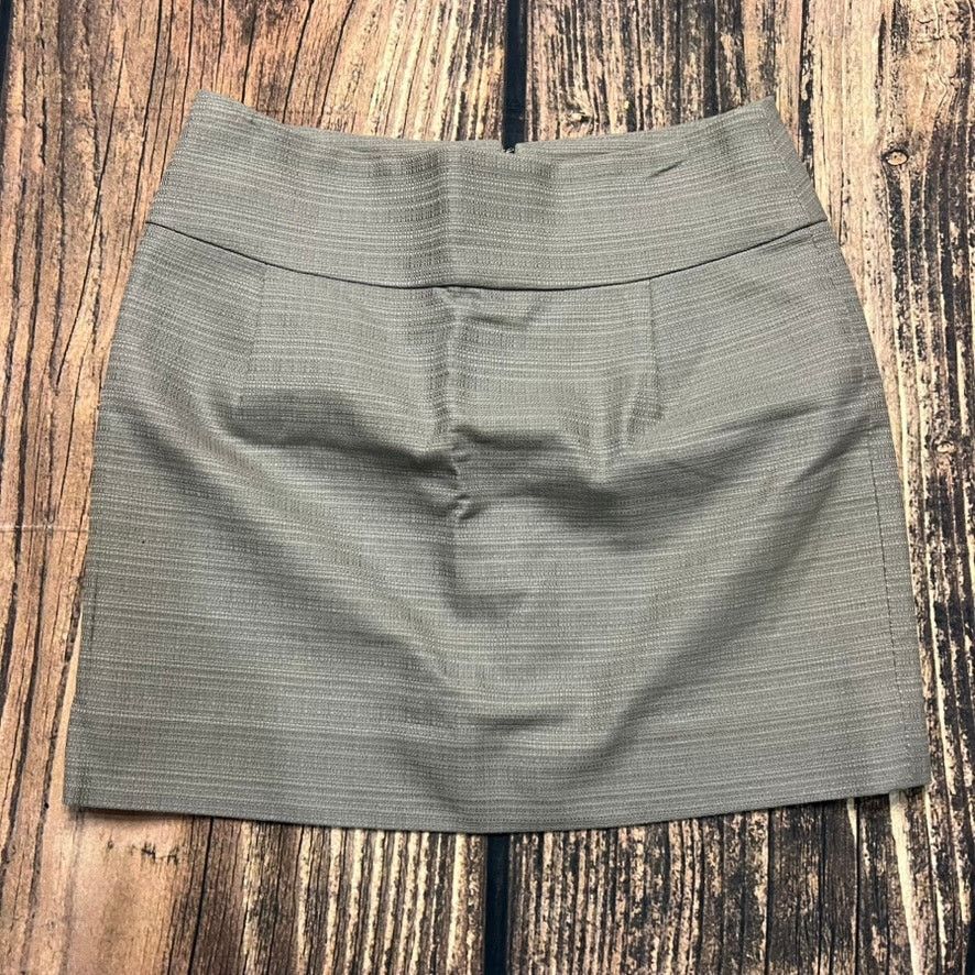 J.Crew J. Crew Women's Beige Mini Skirt Size 0 Short Solid Size 25" / US 0 / IT 36 - 1 Thumbnail