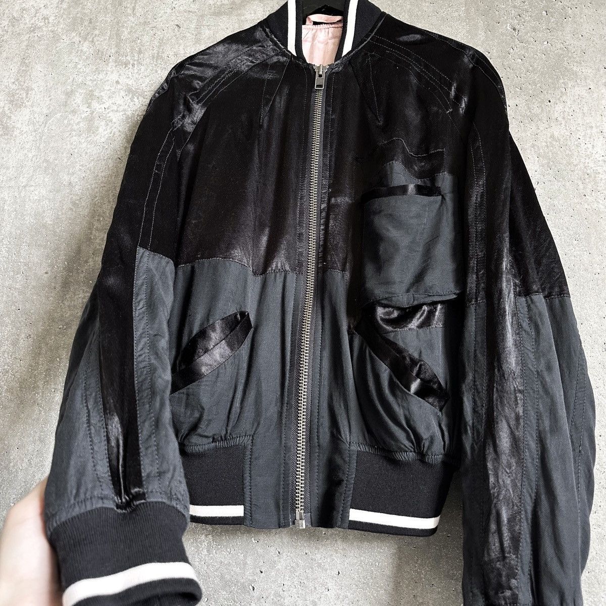 ジャケット・アウター Haider Ackermann blacksilk bomber jacket Haider Ackermann SS15 OG Haider Ackermann Amorpha Black Silk