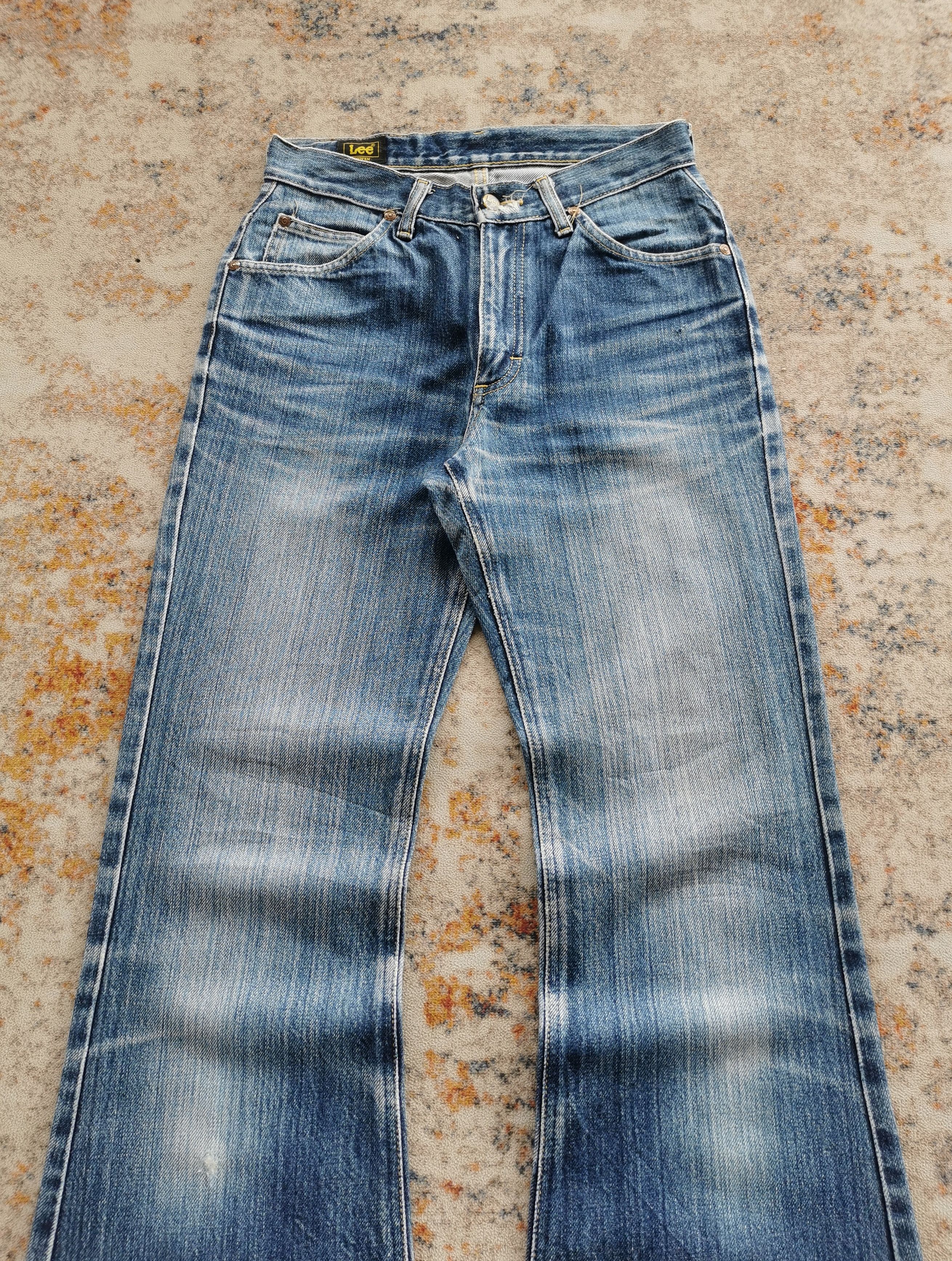 Lee VINTAGE LEE FLARE DISTRESSED JEANS BOOTCUT FADED PANTS Size US 26 / EU 42 - 3 Thumbnail
