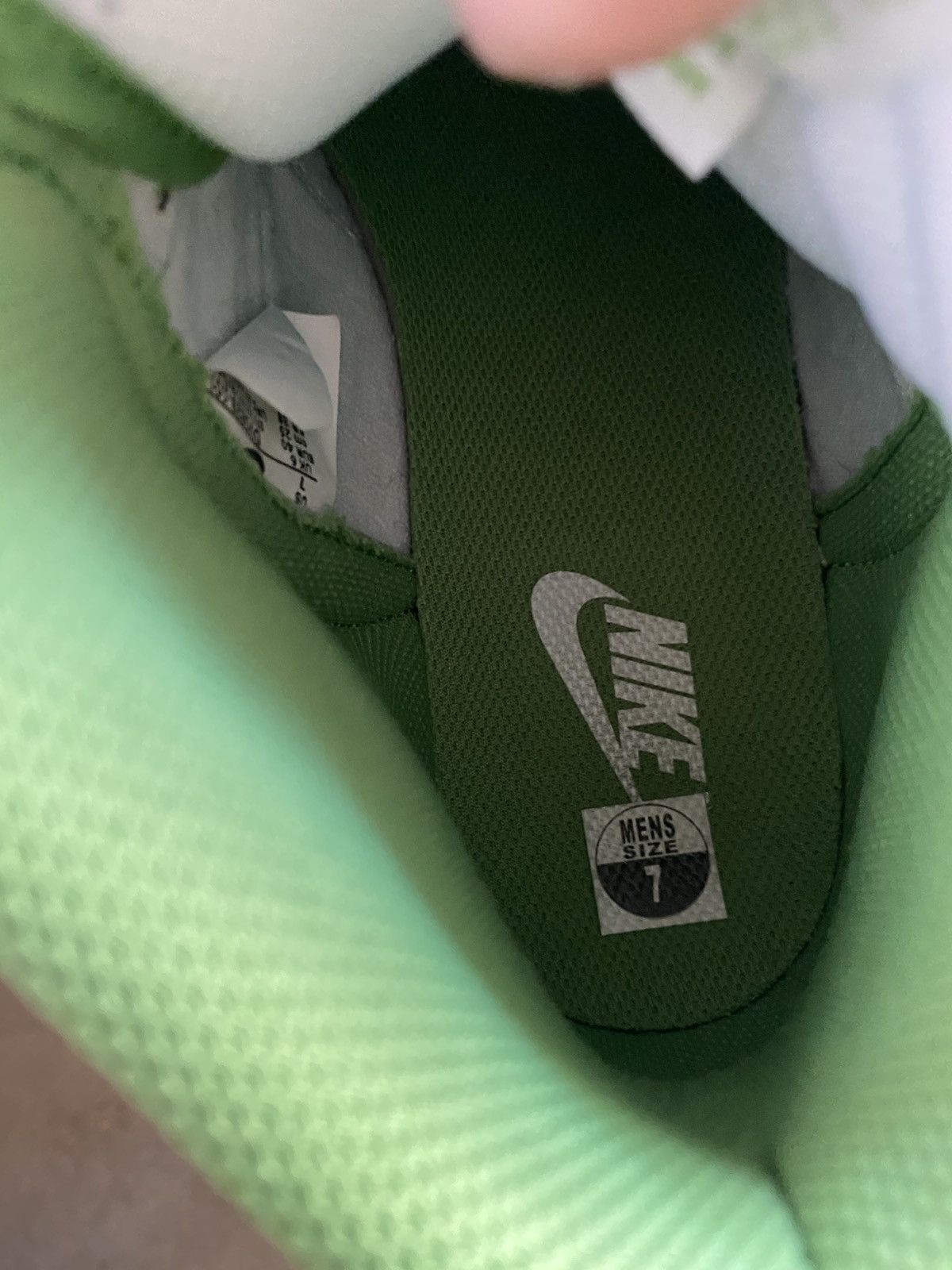 Nike Nike Dunk High Chlorophyll BTTYS Size US 7 / EU 40 - 8 Thumbnail