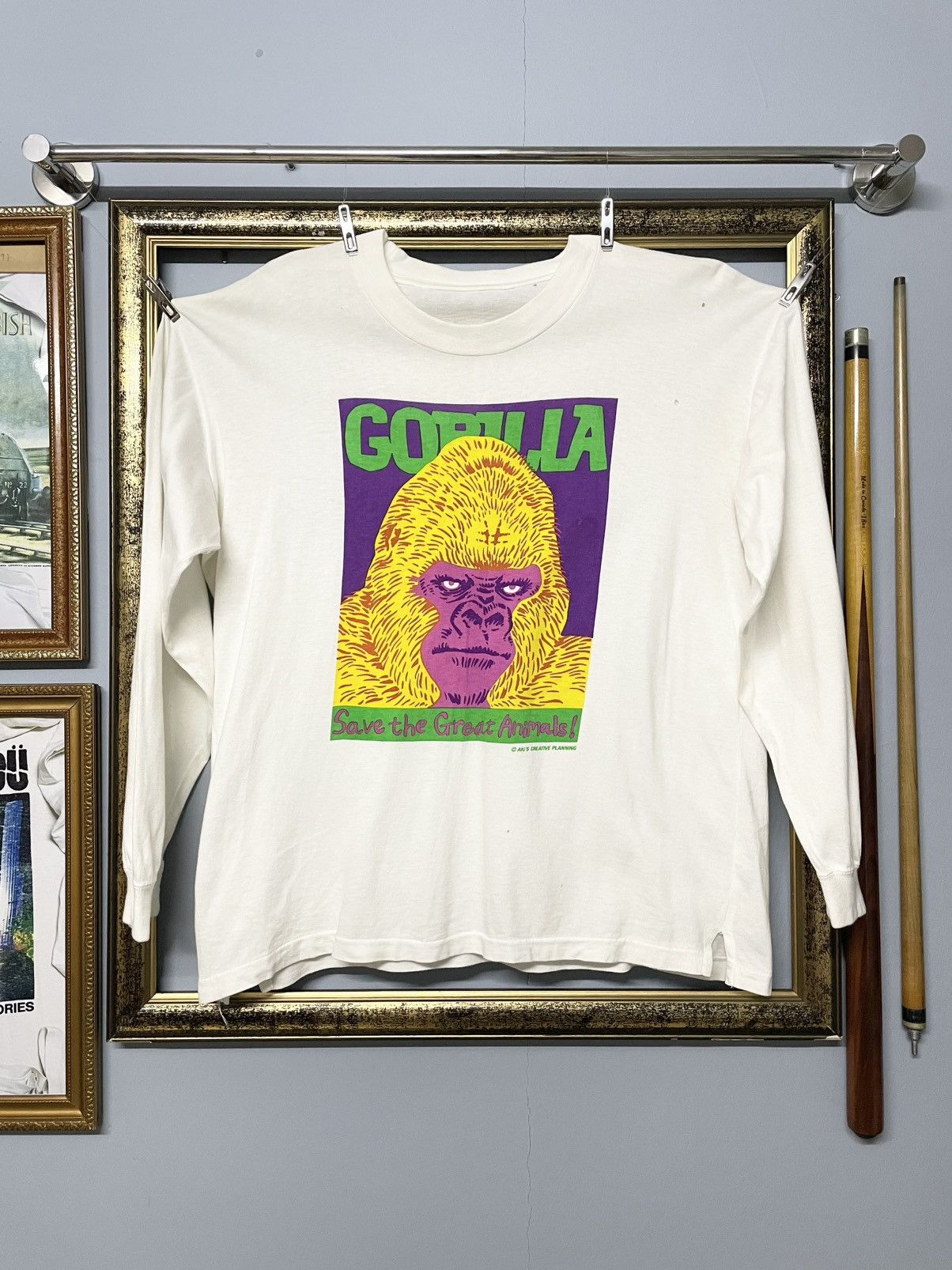 Japanese Brand Vintage 1990s ‘Gorrila’ Save The Great Animals Photo Tshirt Size US M / EU 48-50 / 2 - 1 Thumbnail