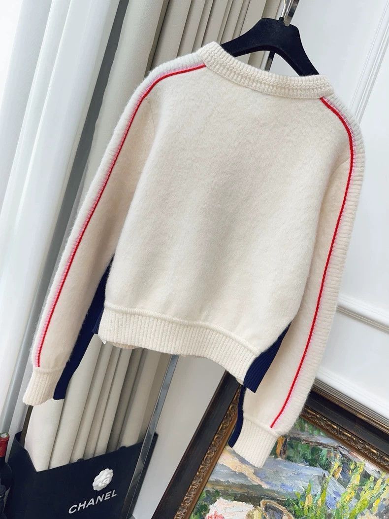 Chanel Chanel Coco Neige Embroidered Wool Cardigan Size M / US 6-8 / IT 42-44 - 2 Thumbnail