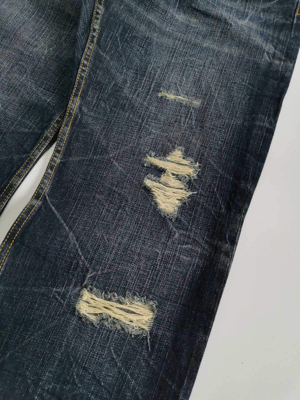 Japanese Brand Theoria Whiskers Distressed Jeans Size US 32 / EU 48 - 4 Thumbnail